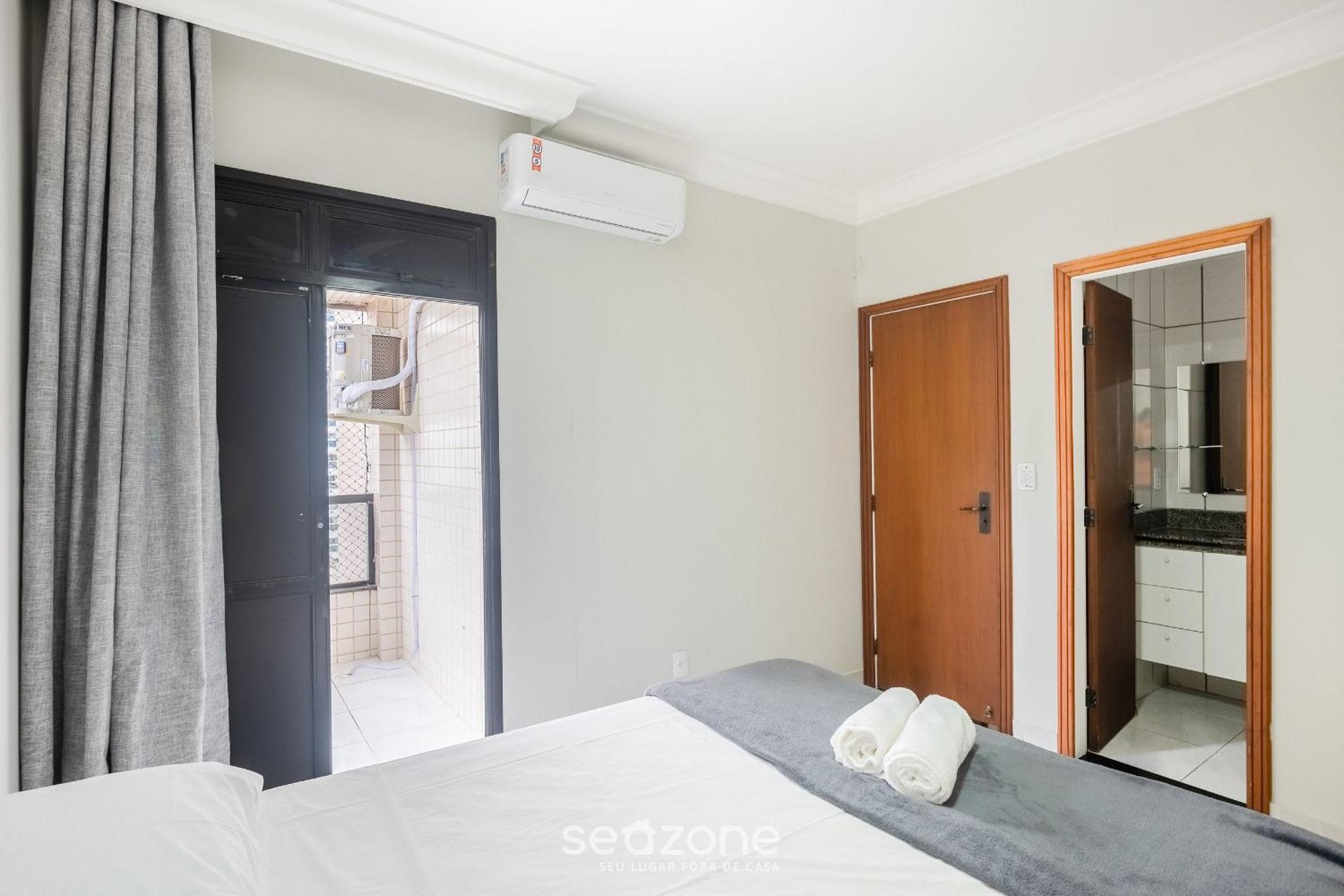 3 Bedroom Apartment 190m from the Beach EPP0602