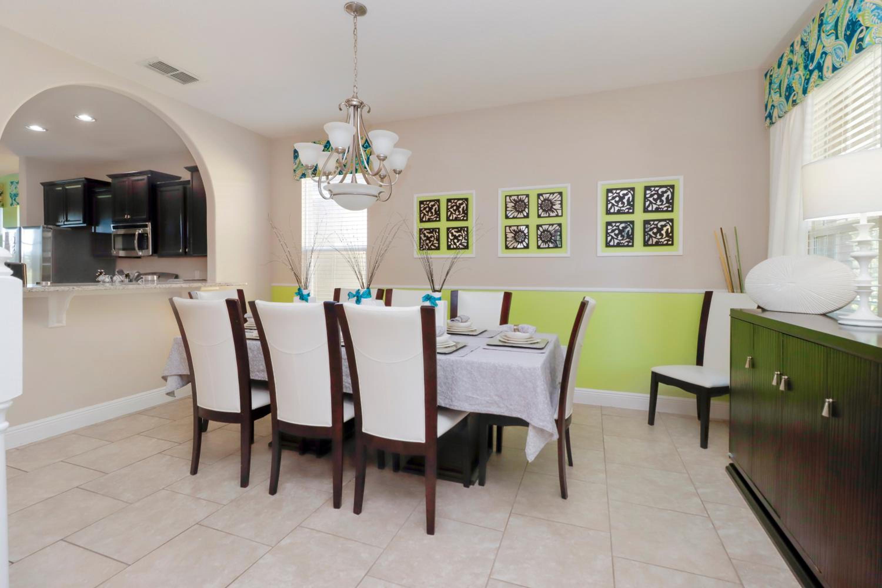 Ideal for Families Solterra Vacation Home with Sunny Pool Deck with Pool and Spa and Games Room Nr Disney