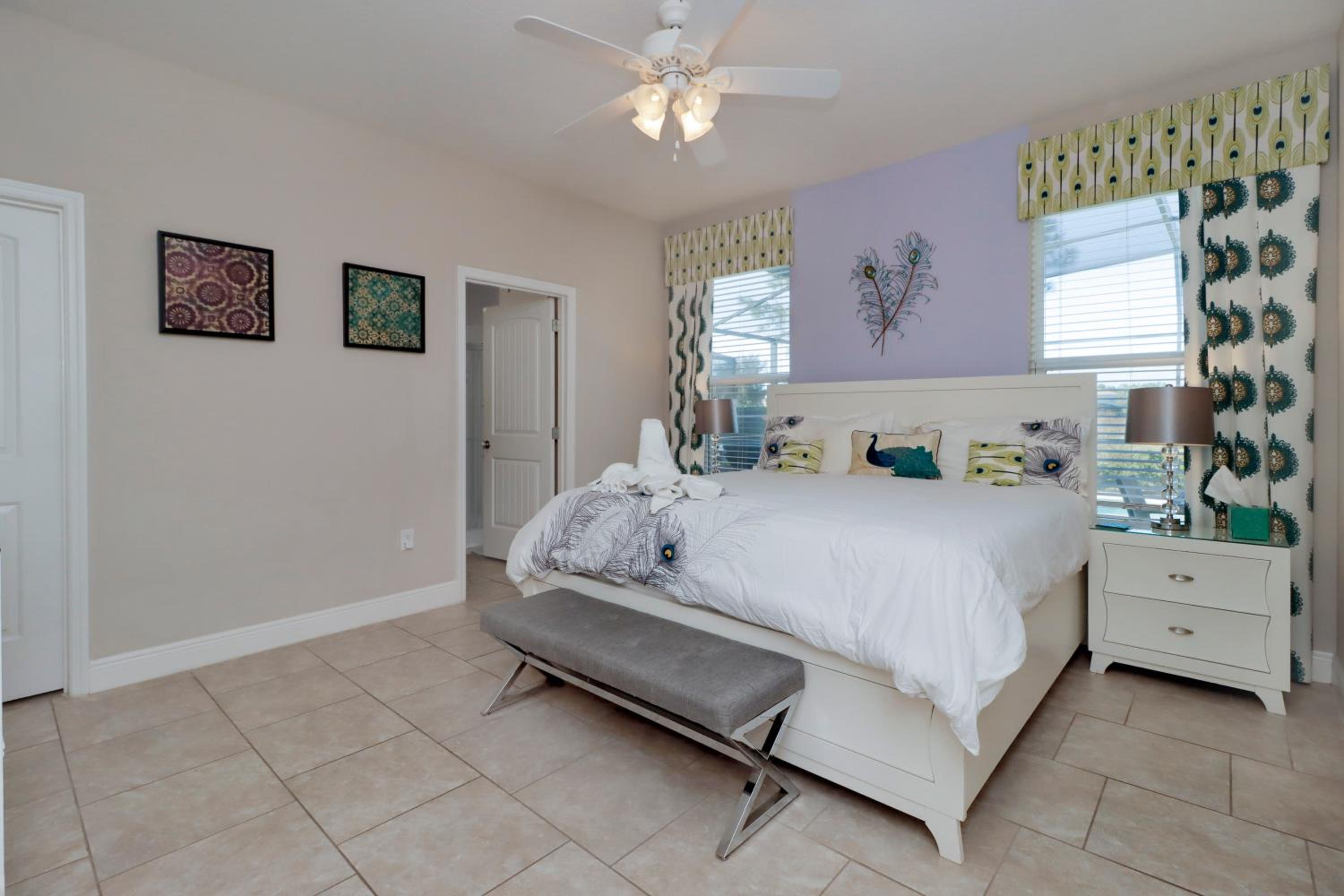 Ideal for Families Solterra Vacation Home with Sunny Pool Deck with Pool and Spa and Games Room Nr Disney