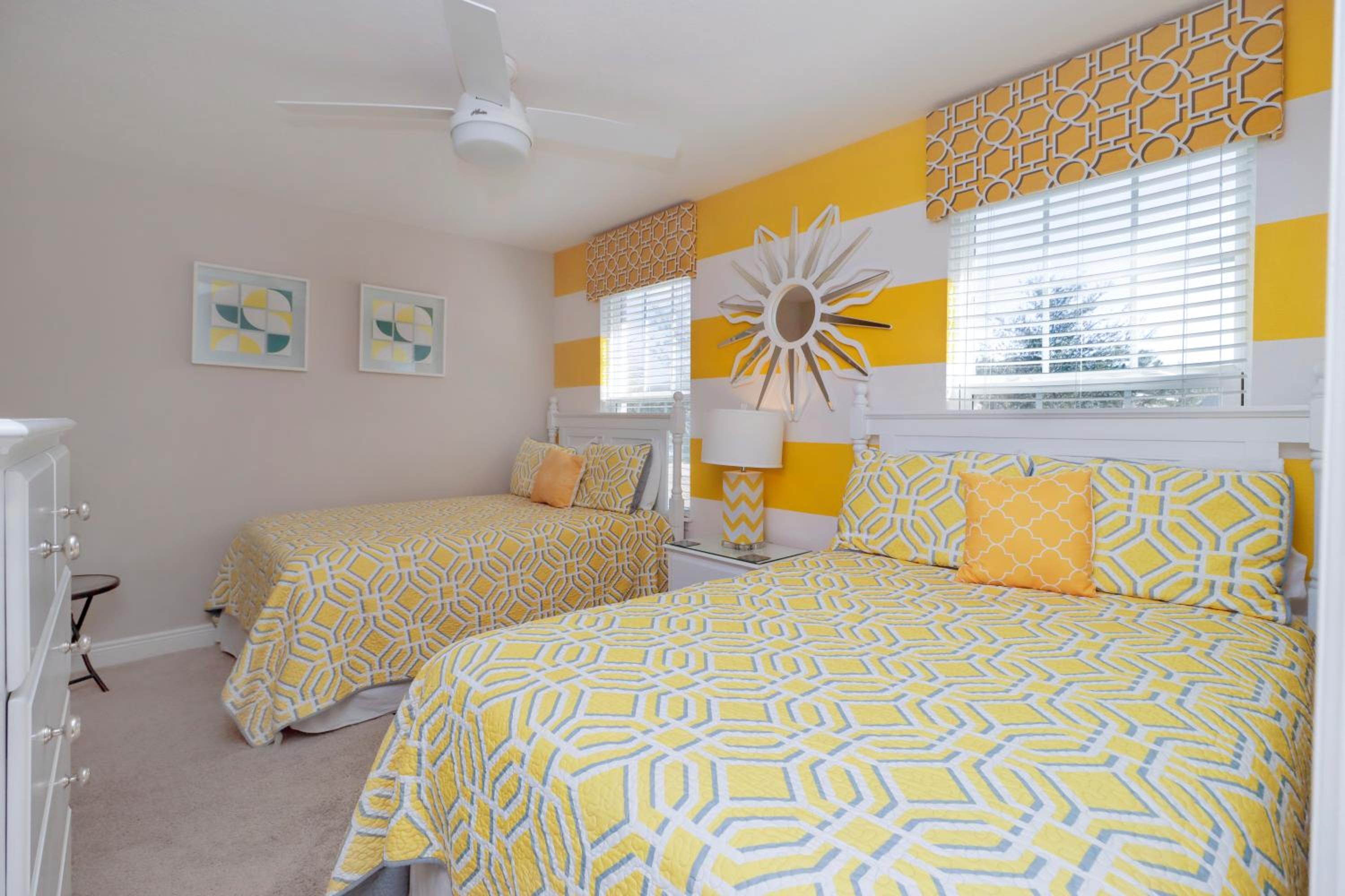 Ideal for Families Solterra Vacation Home with Sunny Pool Deck with Pool and Spa and Games Room Nr Disney