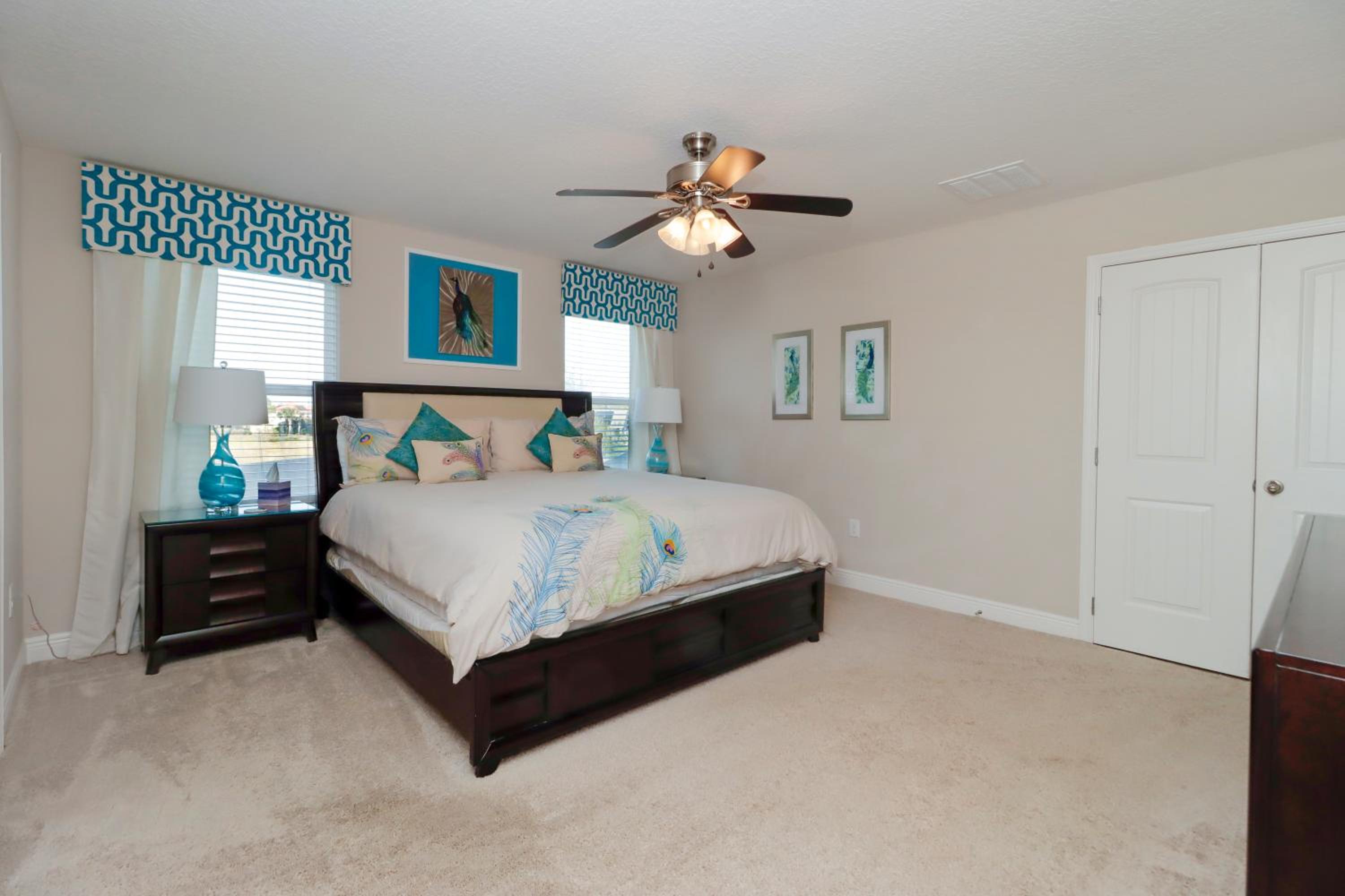 Ideal for Families Solterra Vacation Home with Sunny Pool Deck with Pool and Spa and Games Room Nr Disney