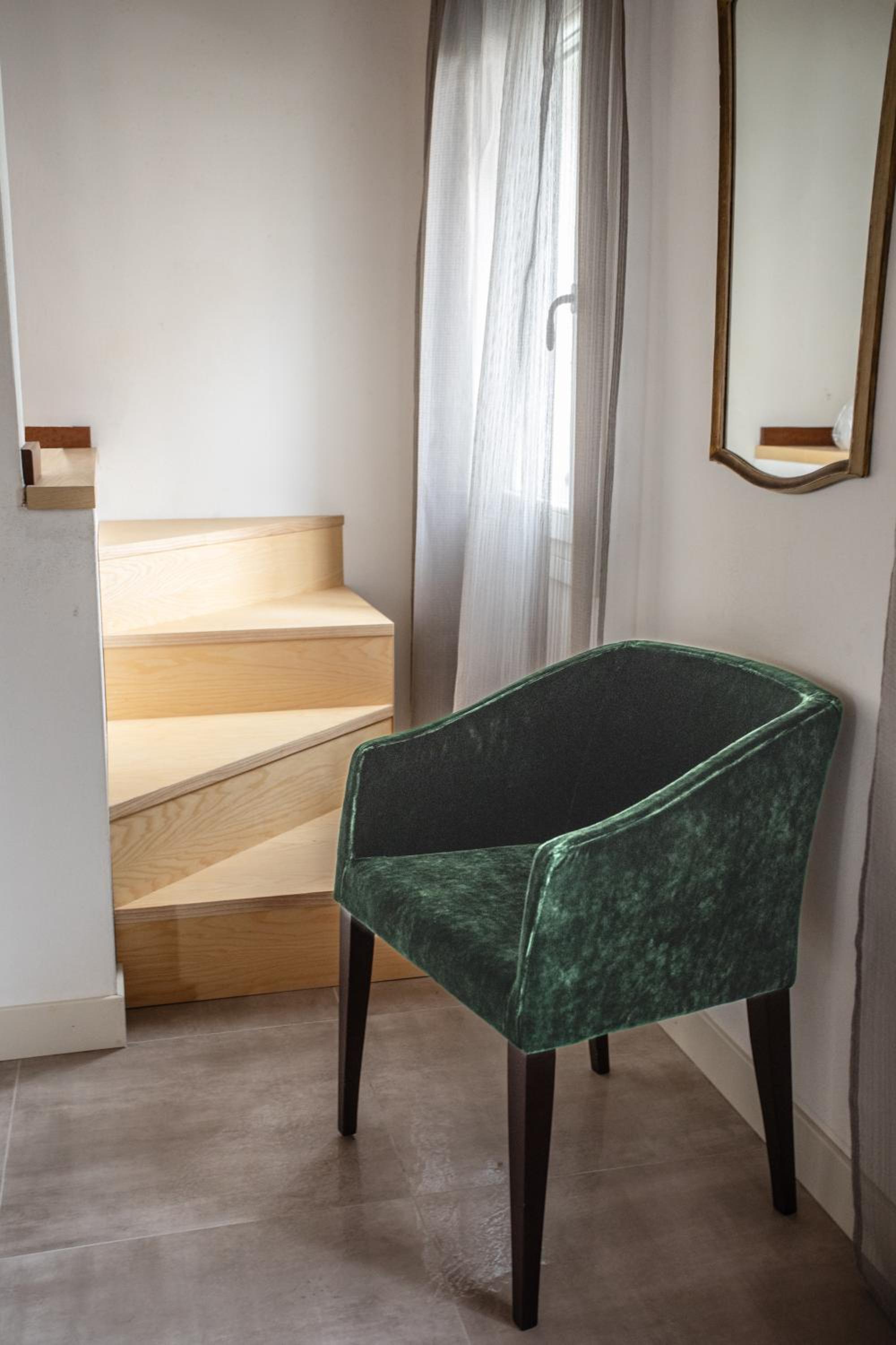 Cattania Suites and Rooms