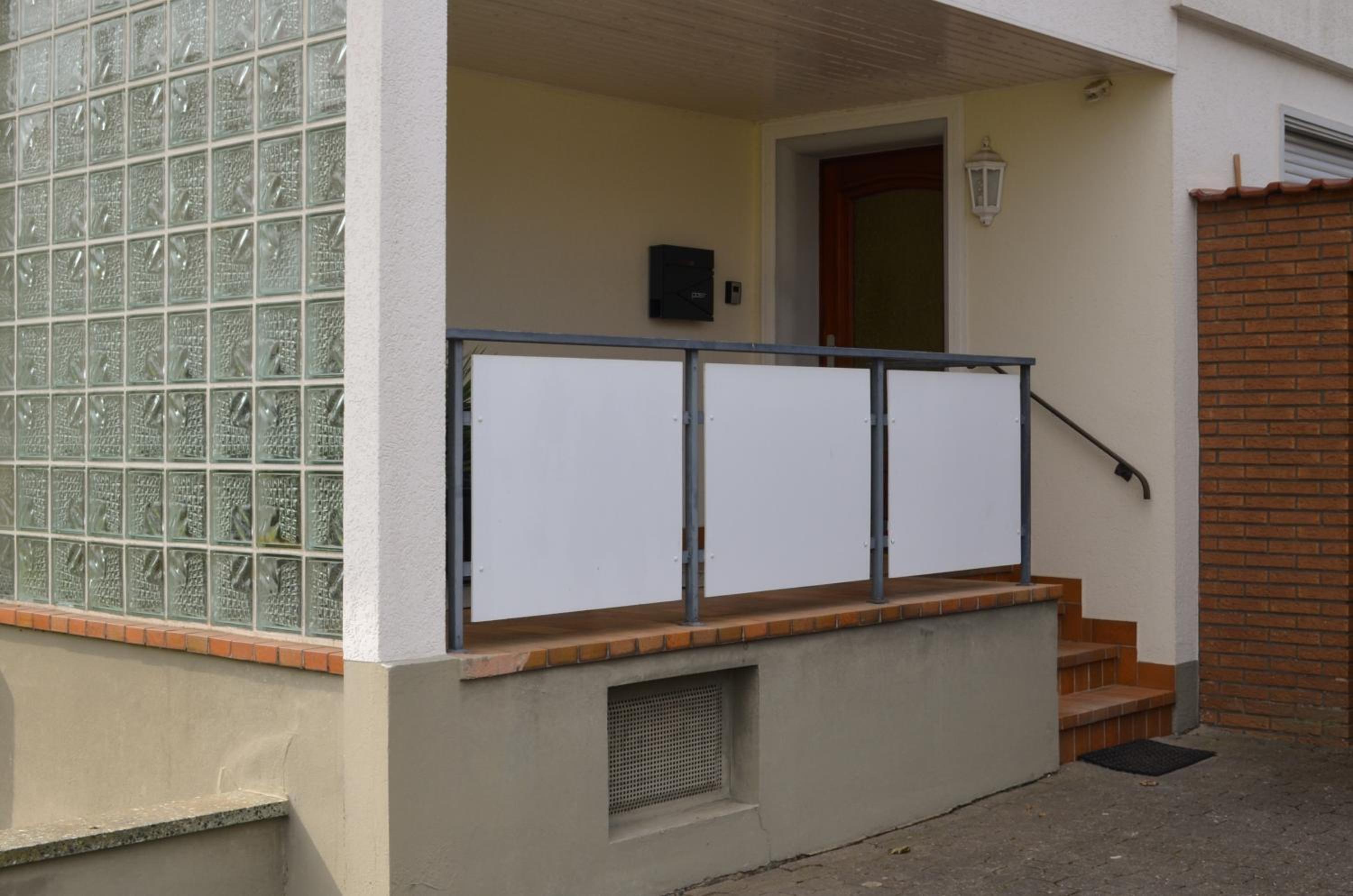 Modernes Apartment mit Balkon & Parkplatz - AMA Home AMALI