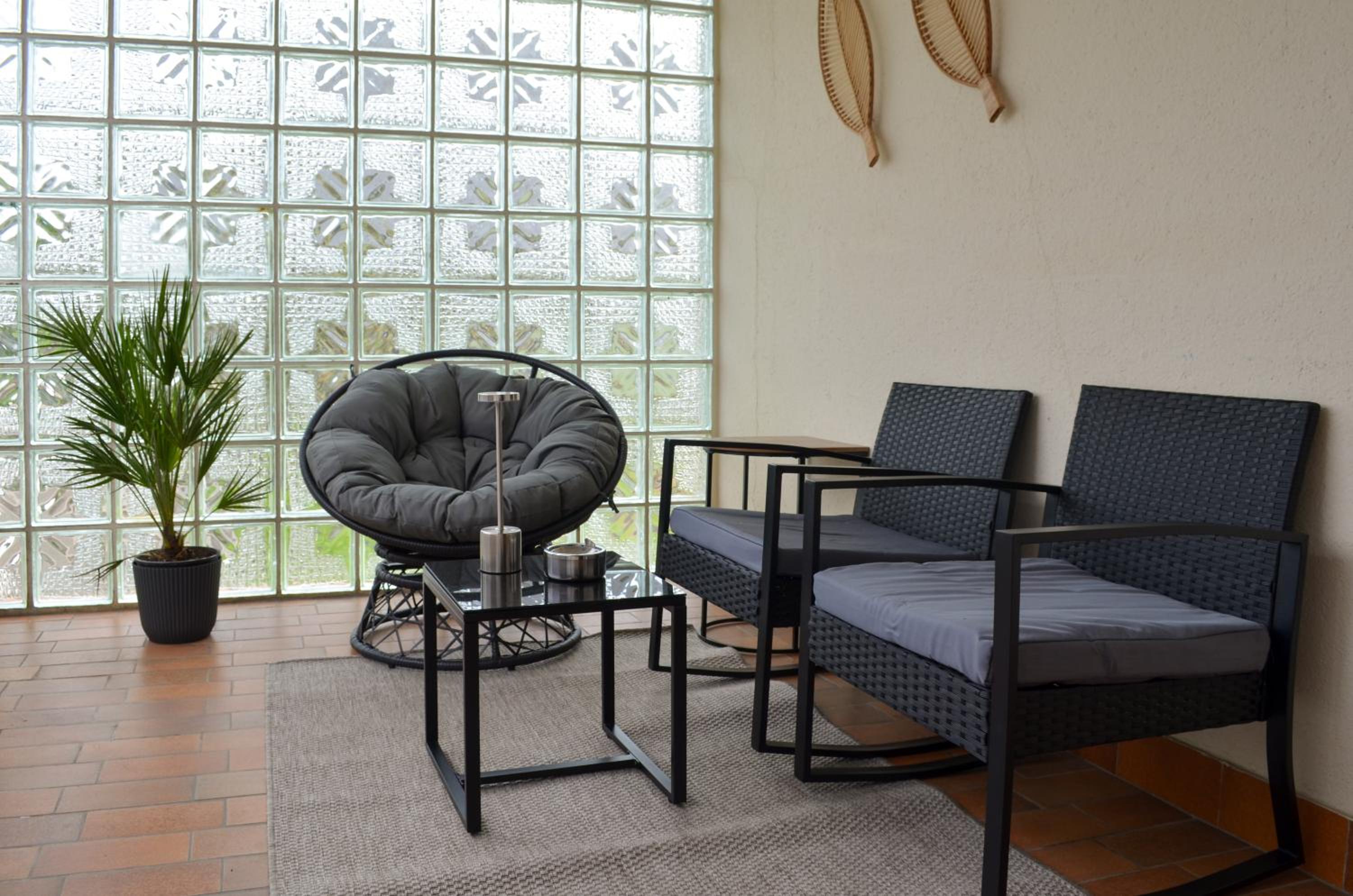 Modernes Apartment mit Balkon & Parkplatz - AMA Home AMALI