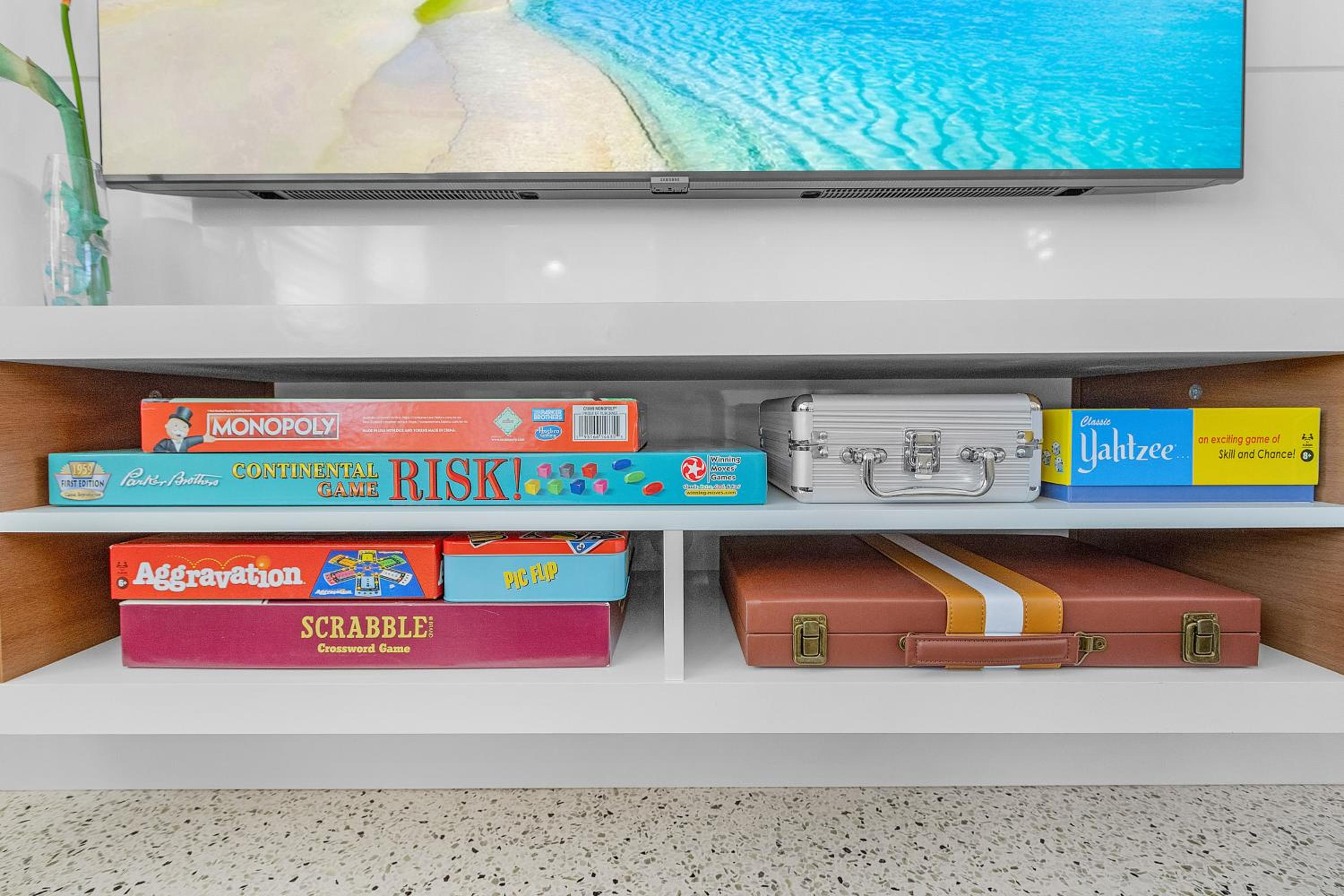 Retro Beach Retreat with Surf Shack in South Venice