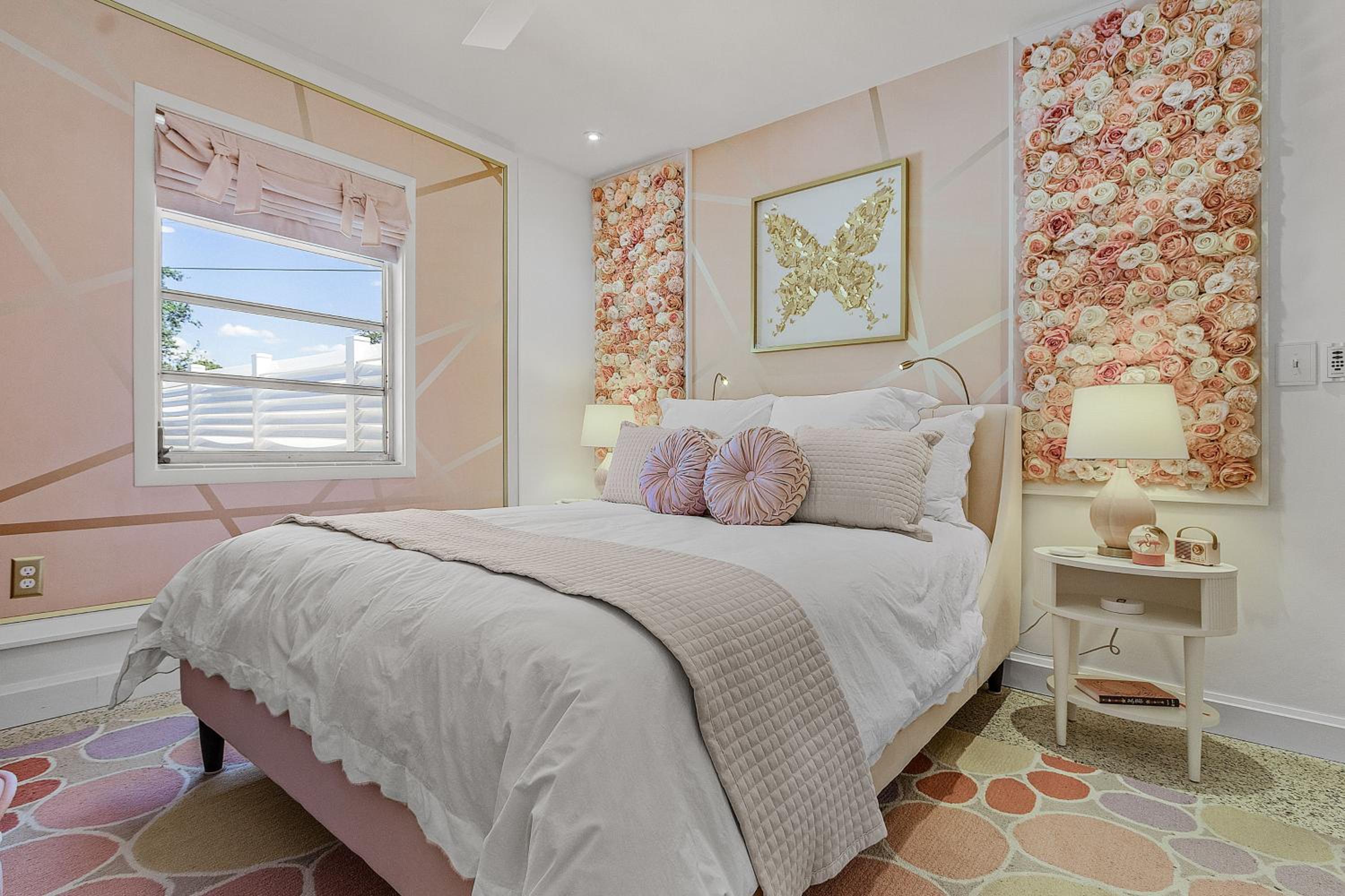 Retro Beach Retreat with Surf Shack in South Venice