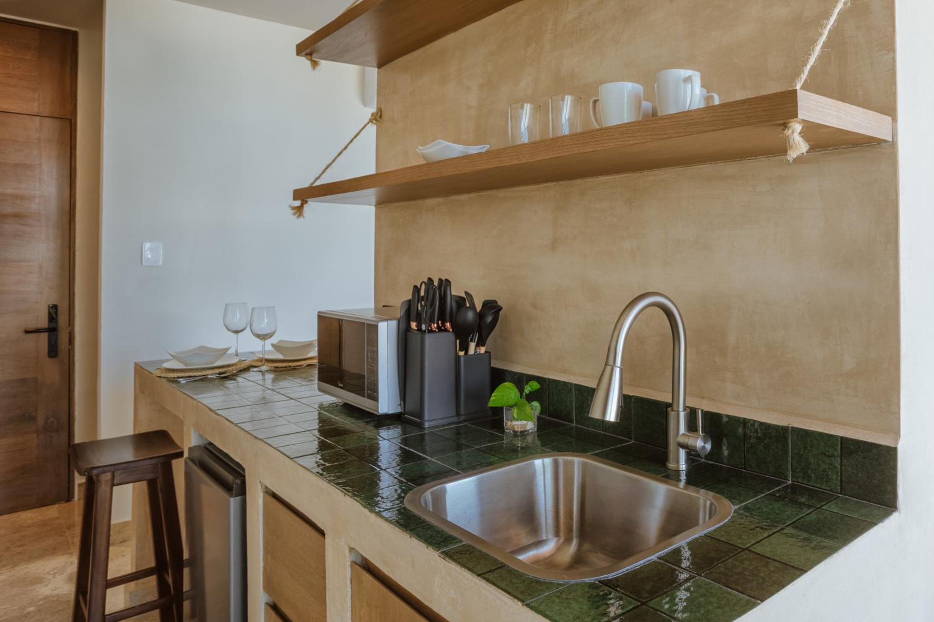 Lalola Boutique Apartments by Andiani Travel