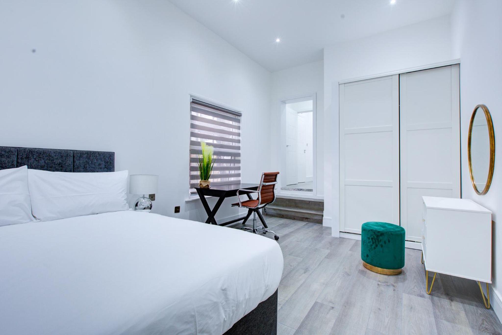 Hybrid Resi - London, Wandsworth close to Clapham