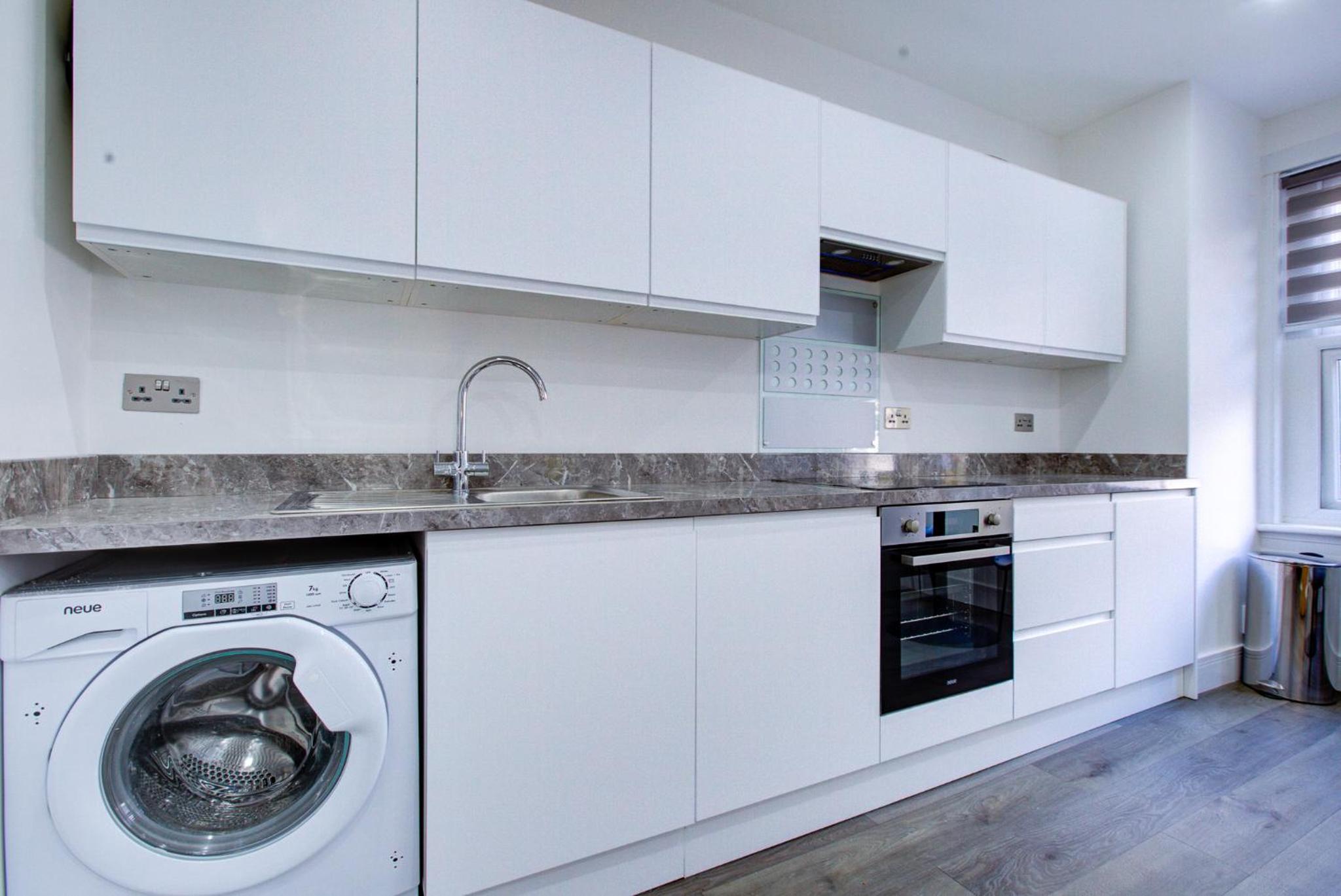 Hybrid Resi - London, Wandsworth close to Clapham