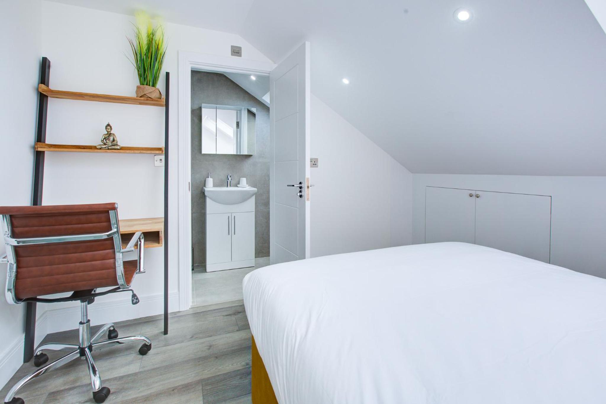 Hybrid Resi - London, Wandsworth close to Clapham