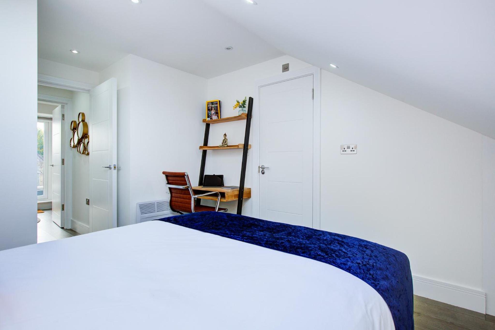Hybrid Resi - London, Wandsworth close to Clapham