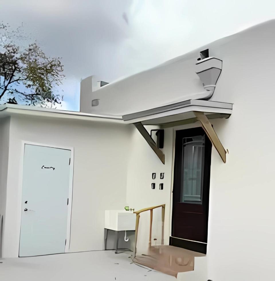 Cute Private Room - Close to airport & Free parking 01