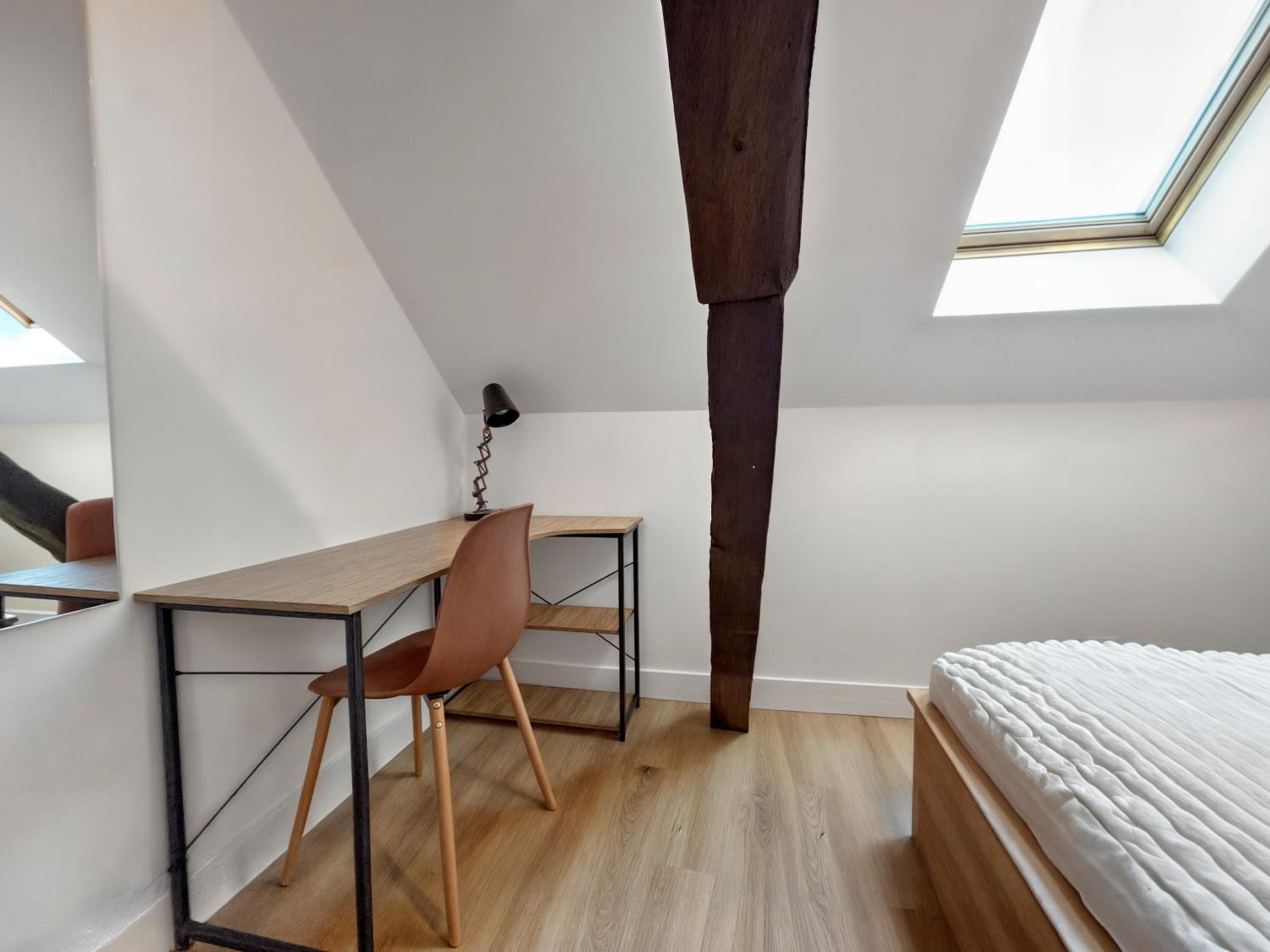 Maison de ville avec garage privé