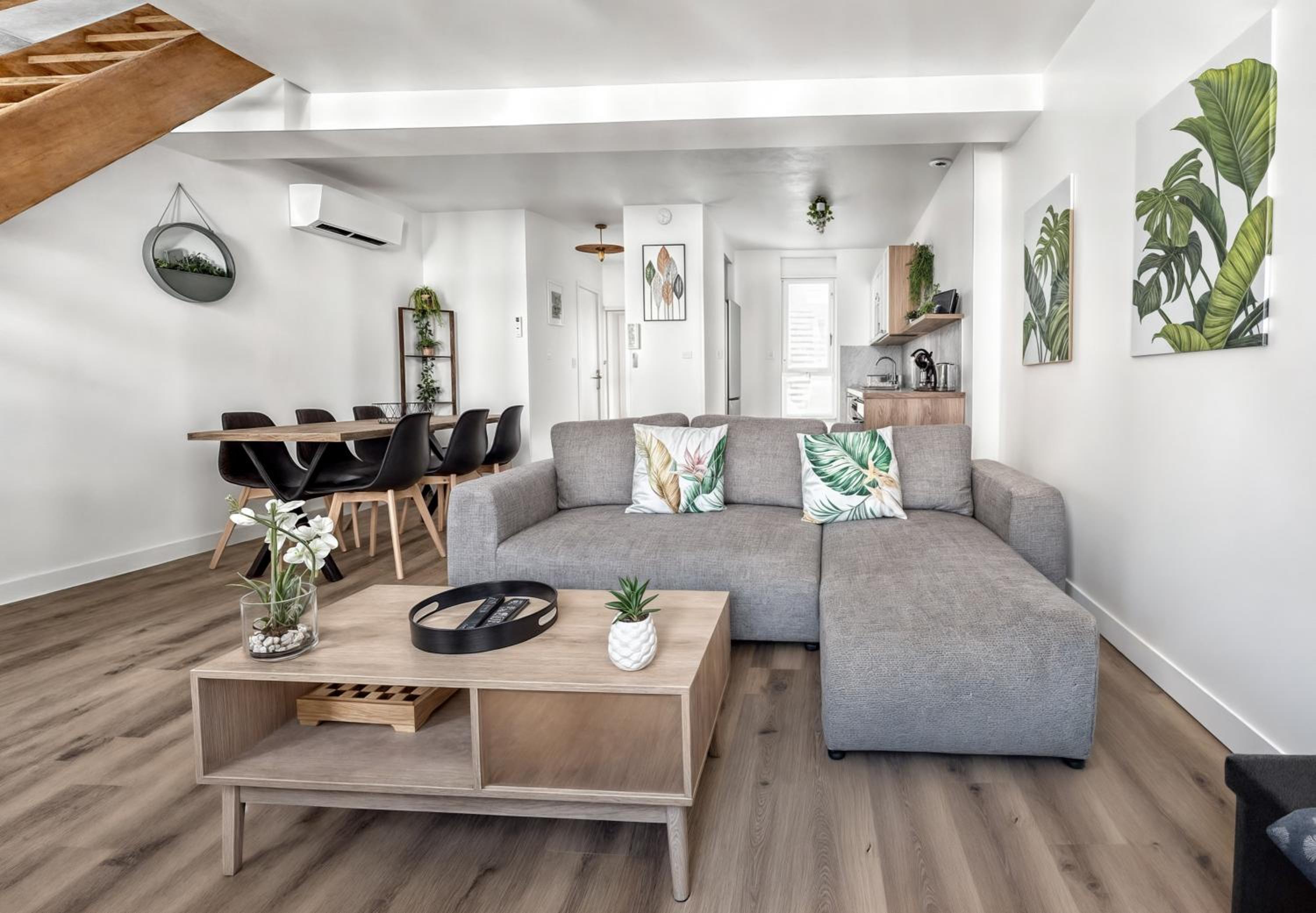 Maison de ville avec garage privé