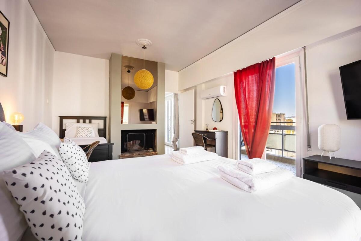 Sunny 3bd flat,Acropolis view