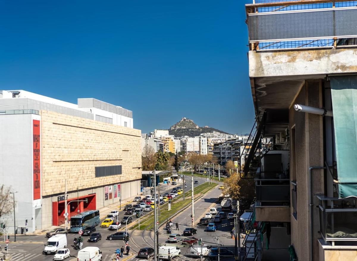 Sunny 3bd flat,Acropolis view
