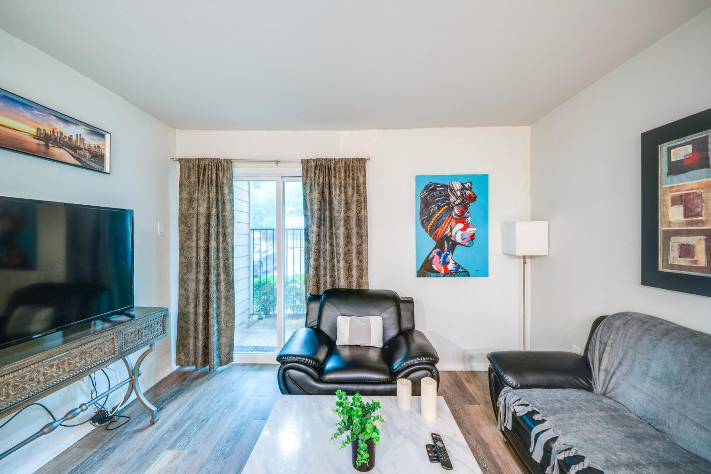 9 Mi to Dtwn Dallas Cozy Couples Getaway