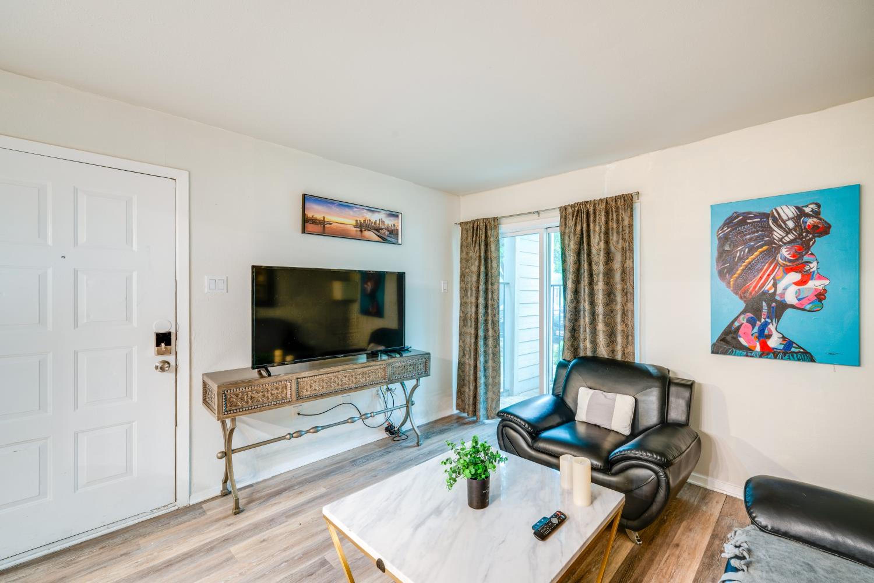 9 Mi to Dtwn Dallas Cozy Couples Getaway
