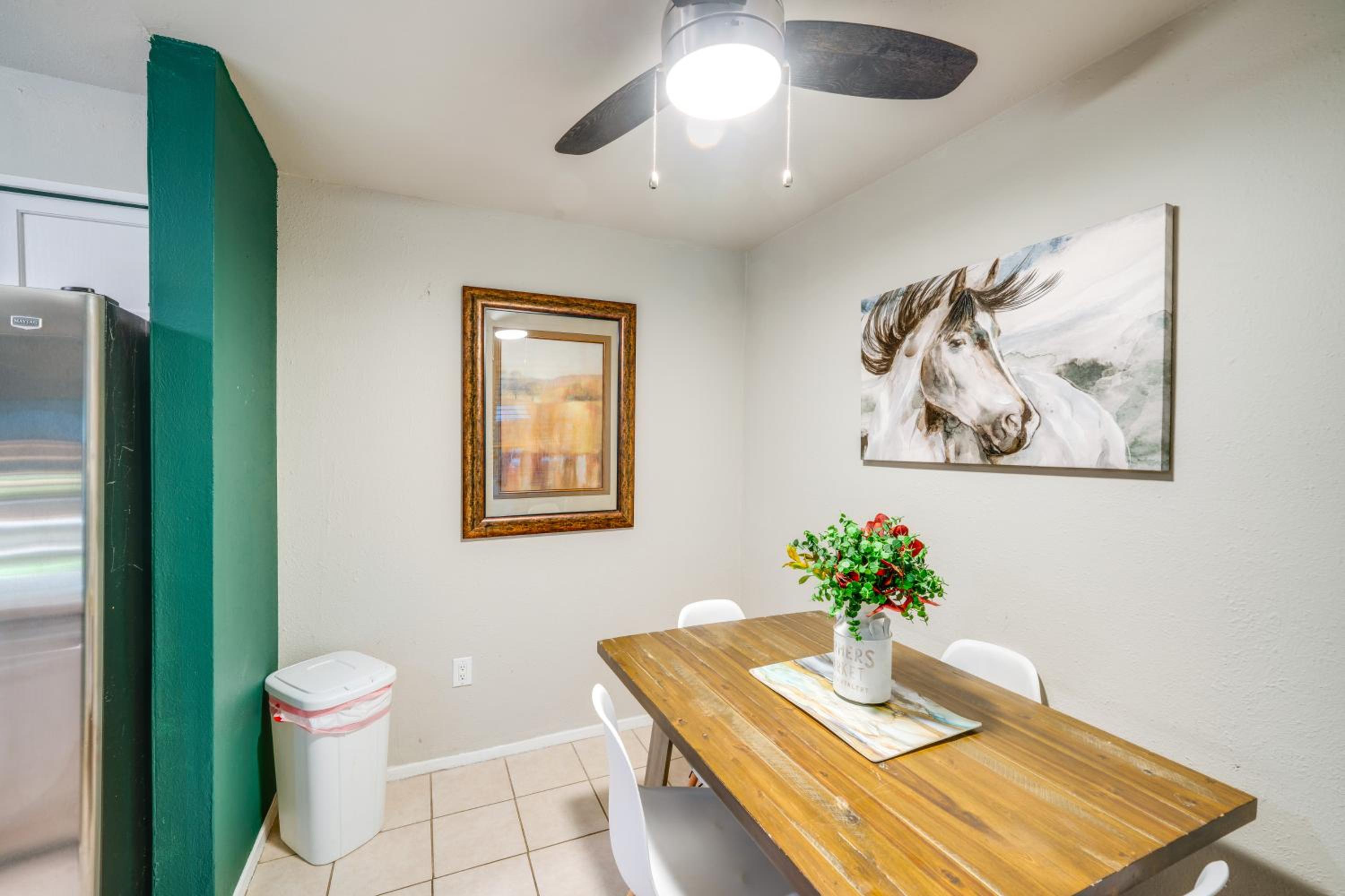 9 Mi to Dtwn Dallas Cozy Couples Getaway