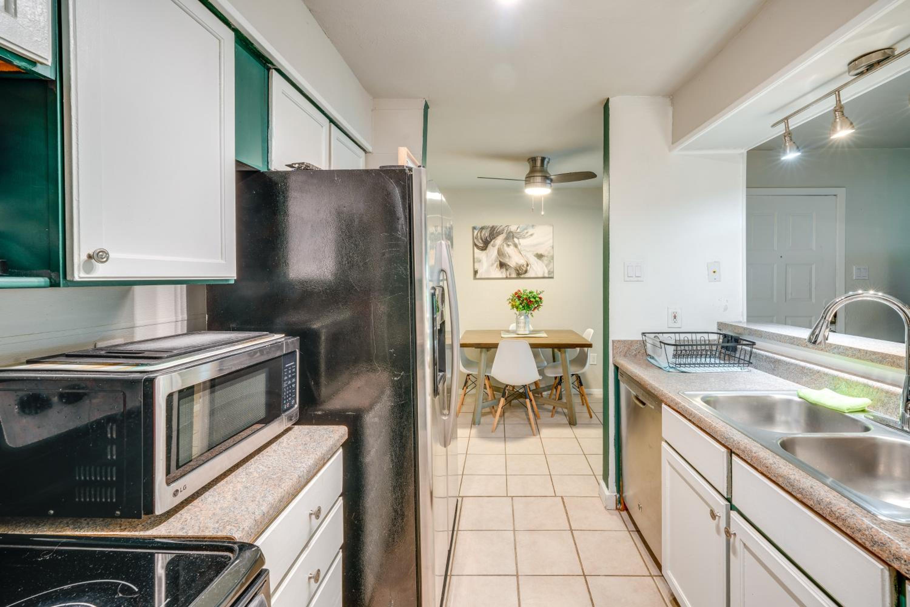 9 Mi to Dtwn Dallas Cozy Couples Getaway