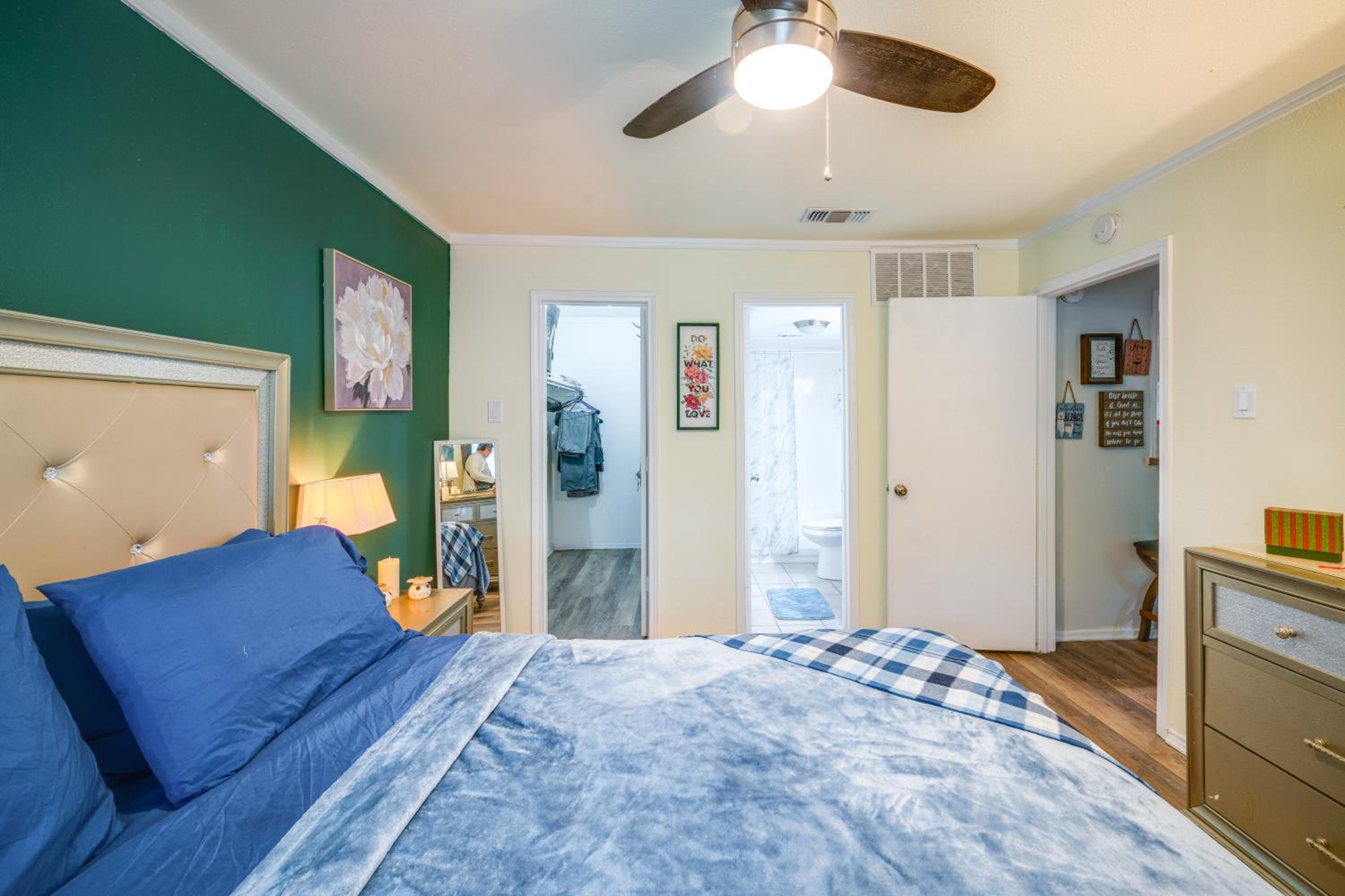 9 Mi to Dtwn Dallas Cozy Couples Getaway