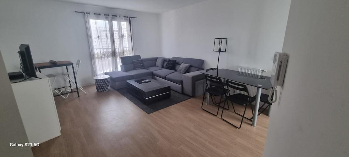 Le Repos Urbain-Grand T3 Cosy à 10 min de Paris & CDG
