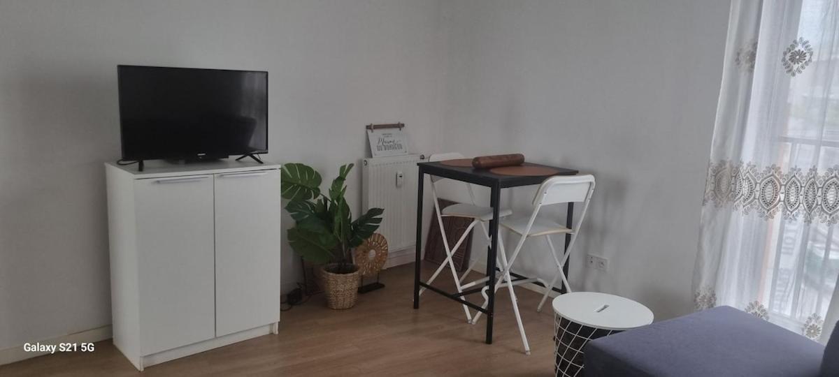 Le Repos Urbain-Grand T3 Cosy à 10 min de Paris & CDG