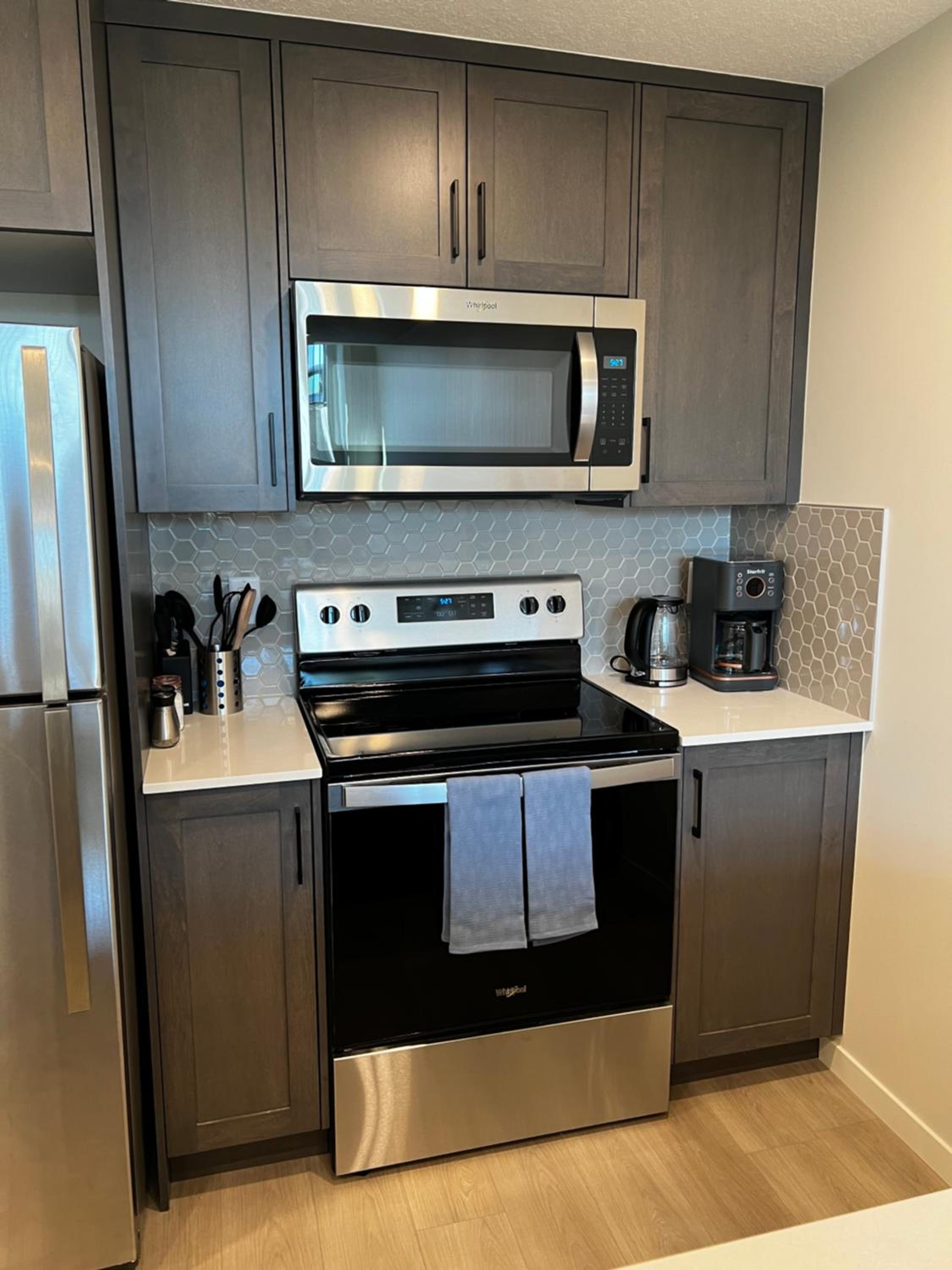 The Oasis-A New 1 bed suite in Livingston Calgary close to the Airport