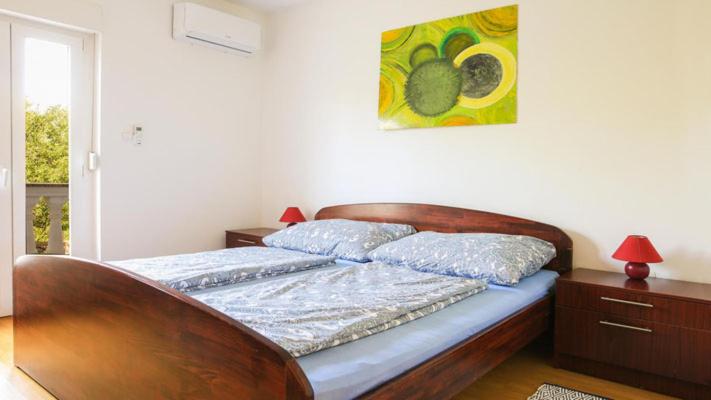 Seaview Villa Anita with Two Bedrooms and private Pool