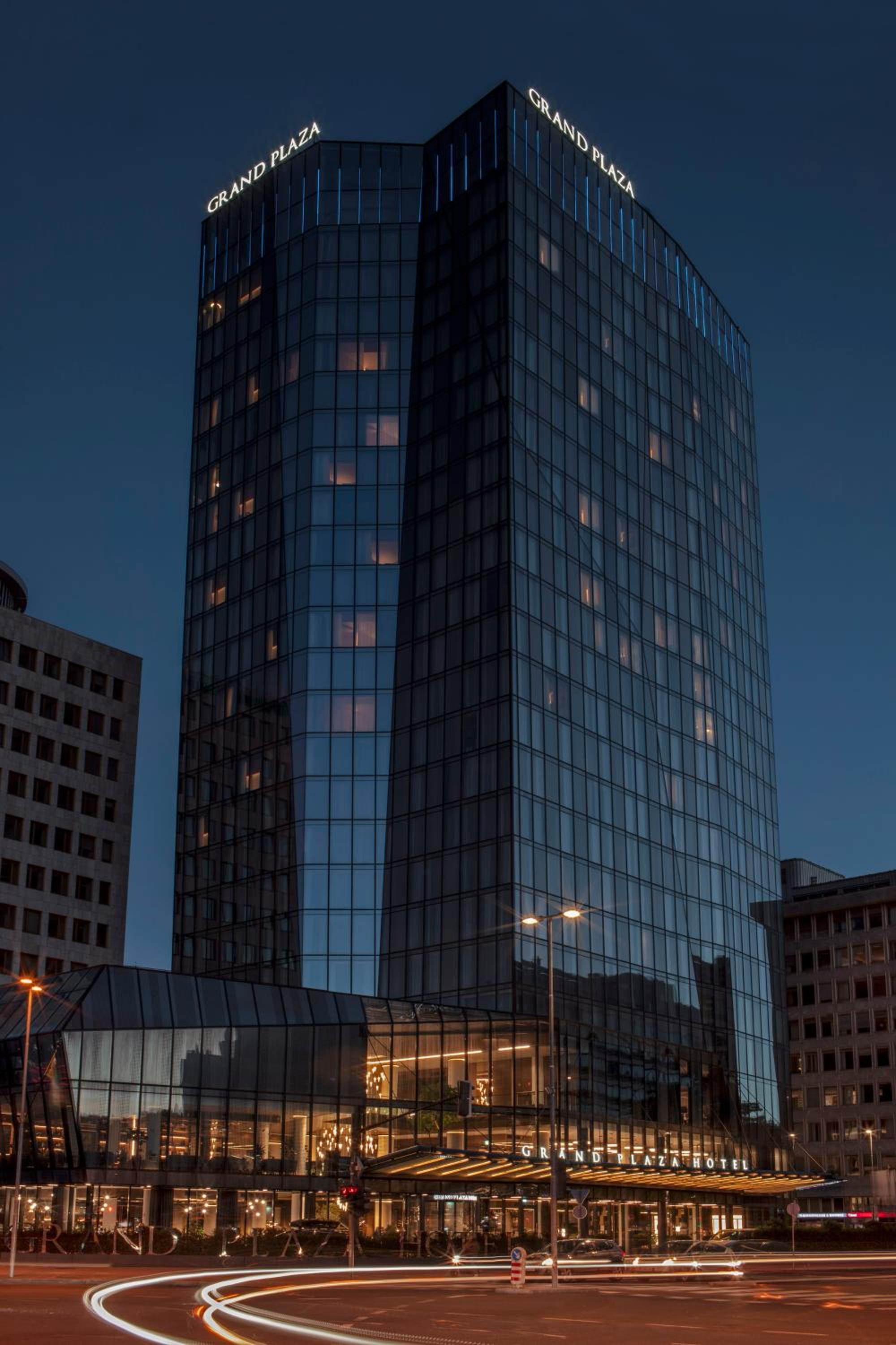 Hotel Grand Plaza Hotel & Congress Center - Image 1