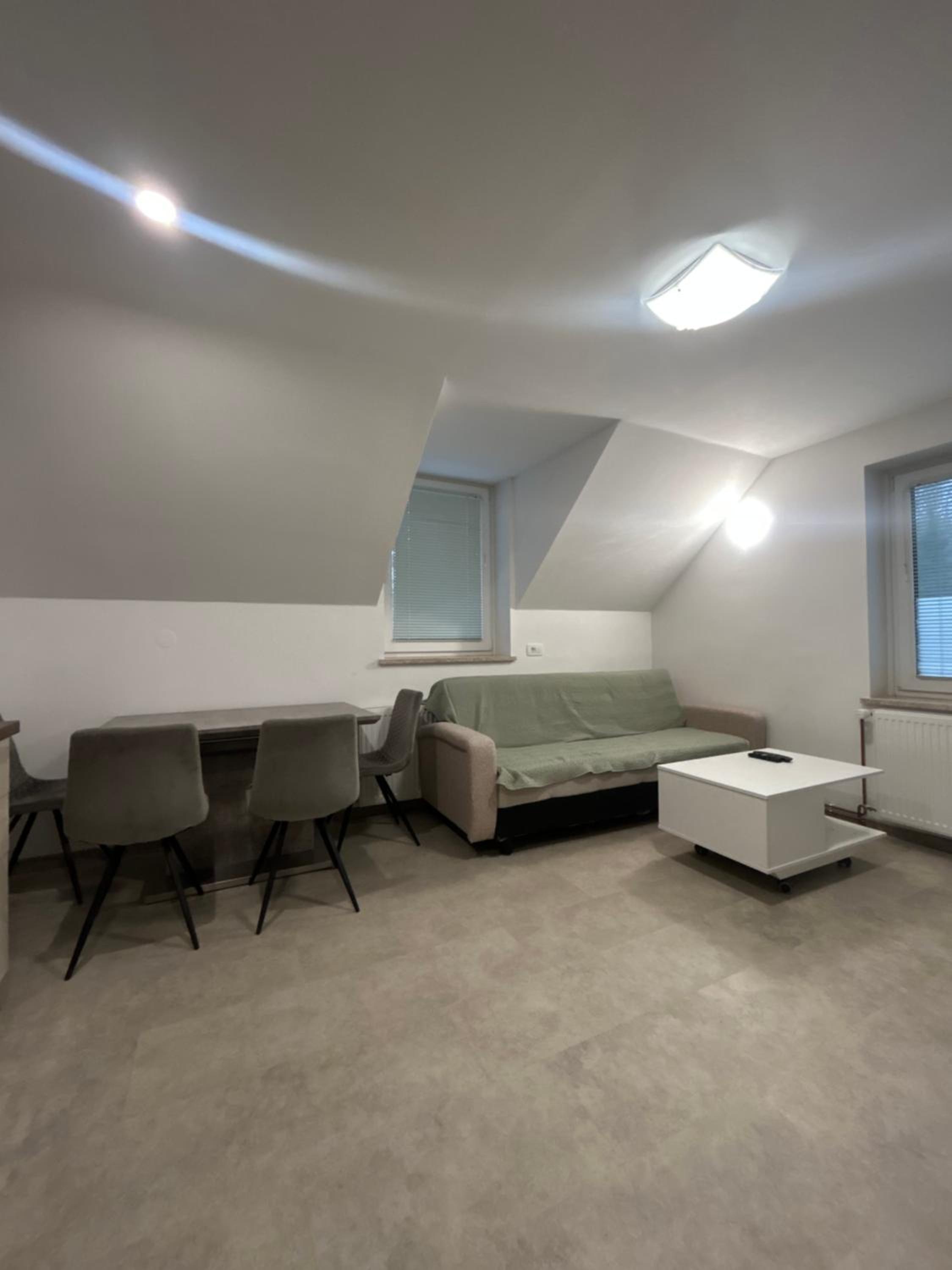 Komac Apartma & Glamping BLED