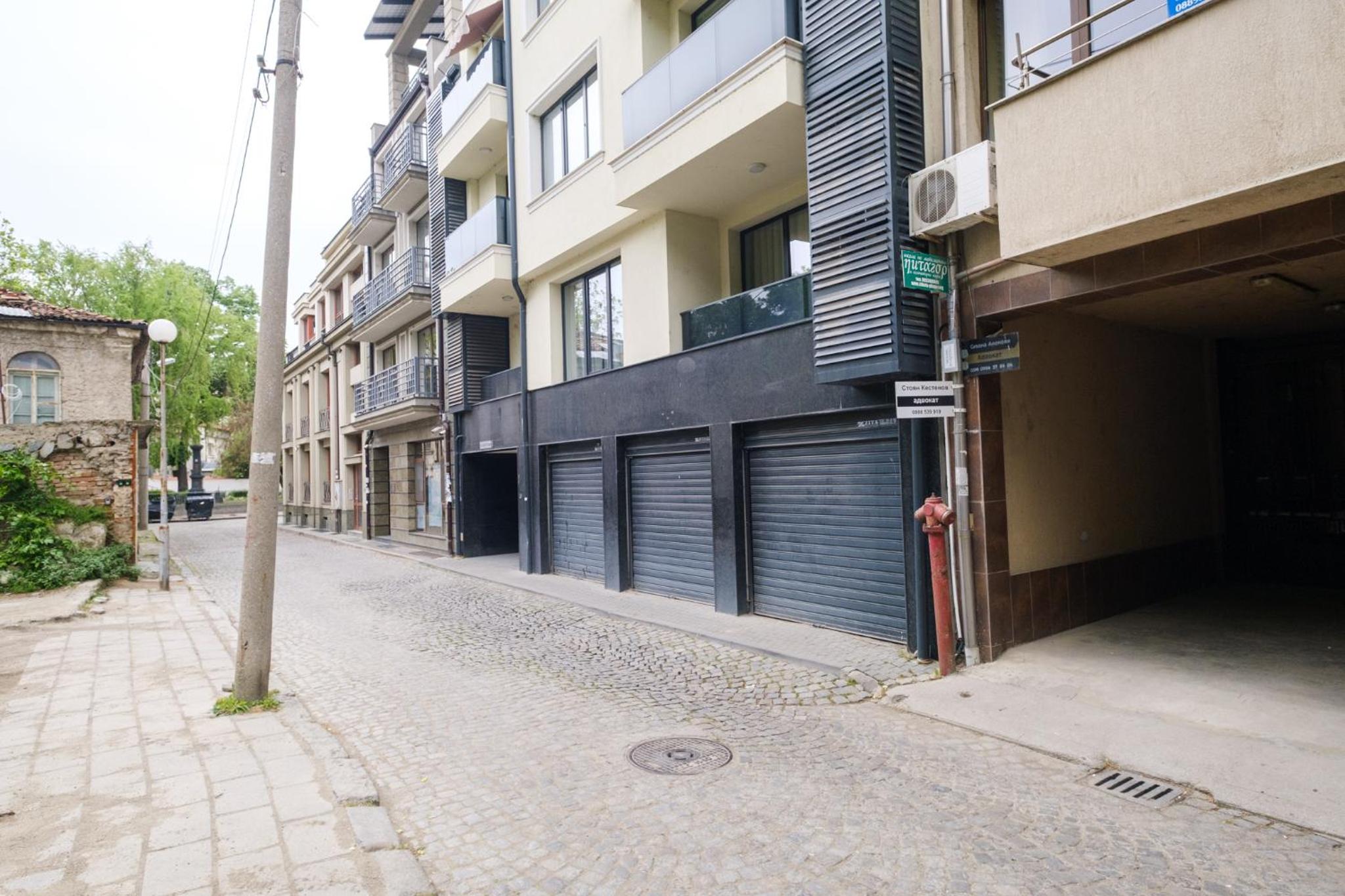 Quiet & Comfy 1BR in the Heart of Plovdiv with Private Balcony