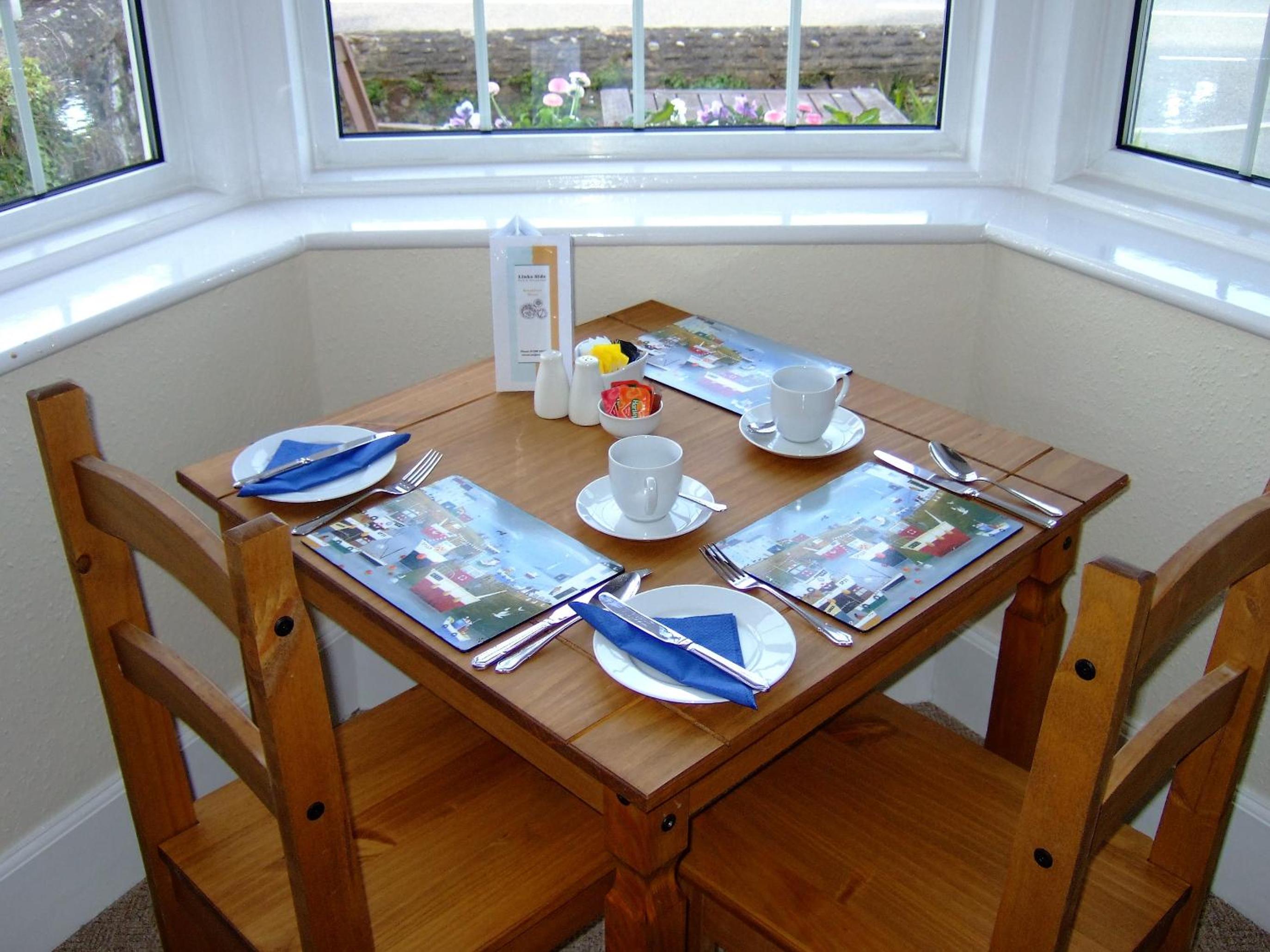 Links Side Guest House
