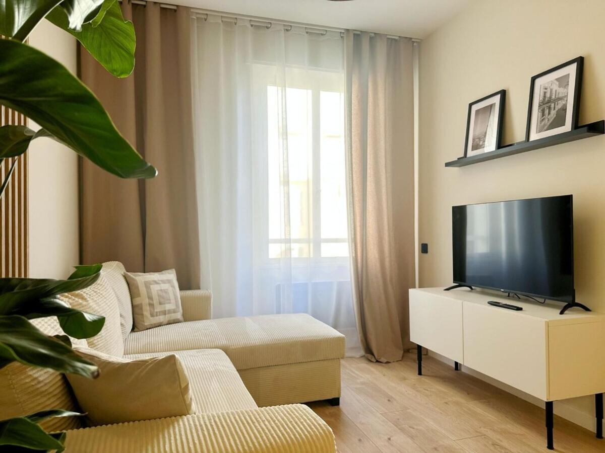 1 Chambre Cosy - 4 min du Palais - Wi-Fi - Climatisé photo 2