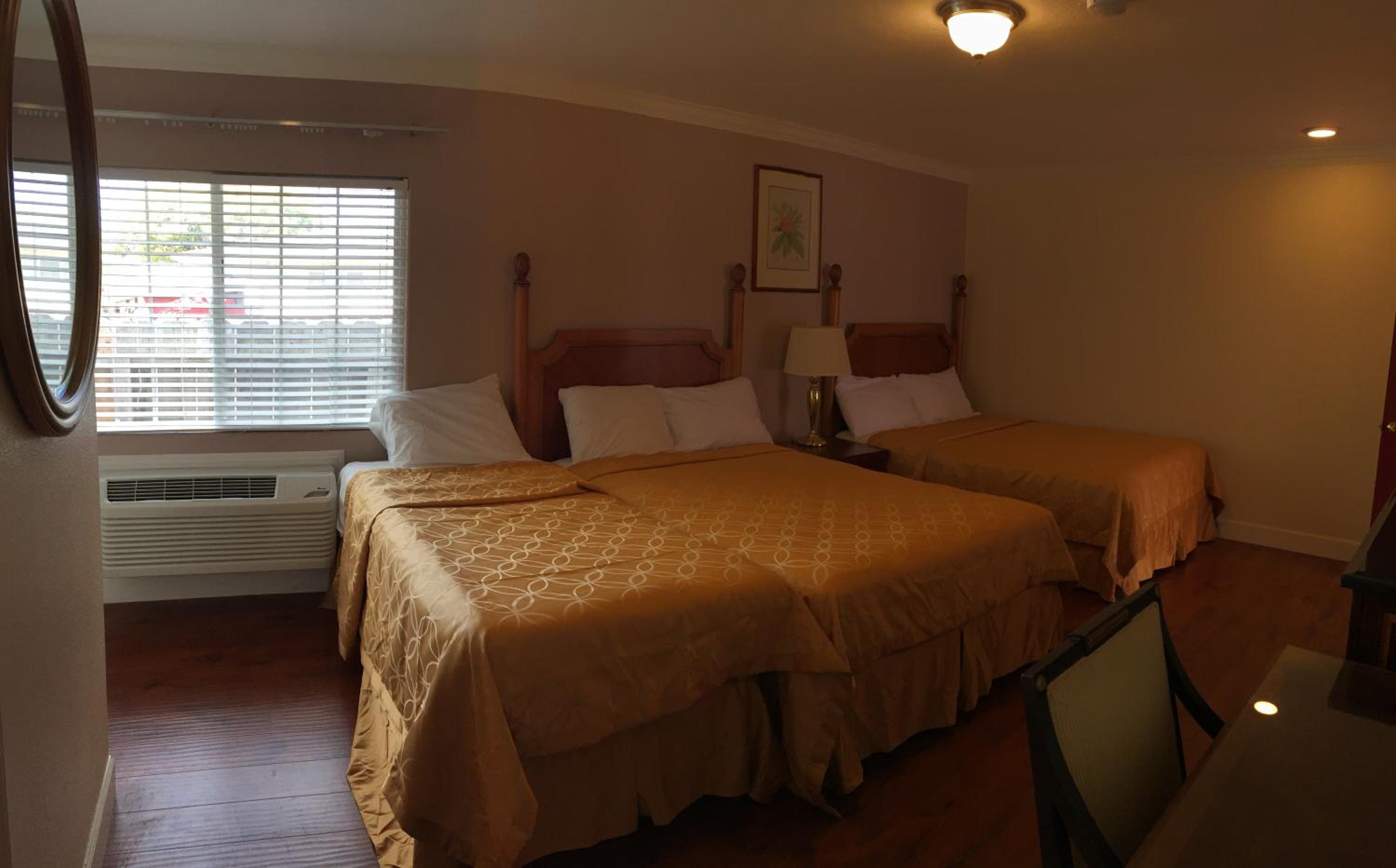 Wagon Wheel Motel