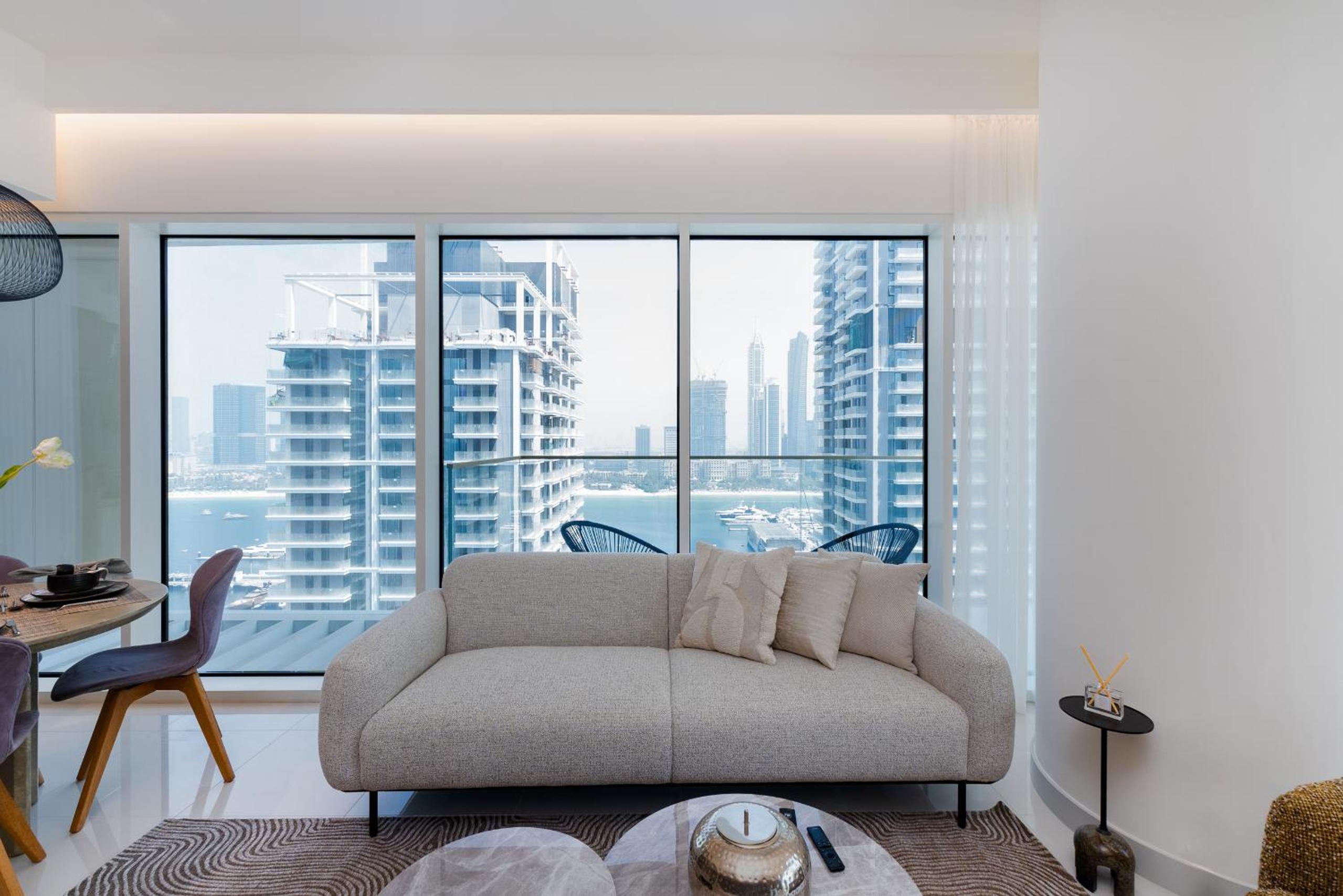 Grand Bleu, Emaar Beachfront - Mint Stay