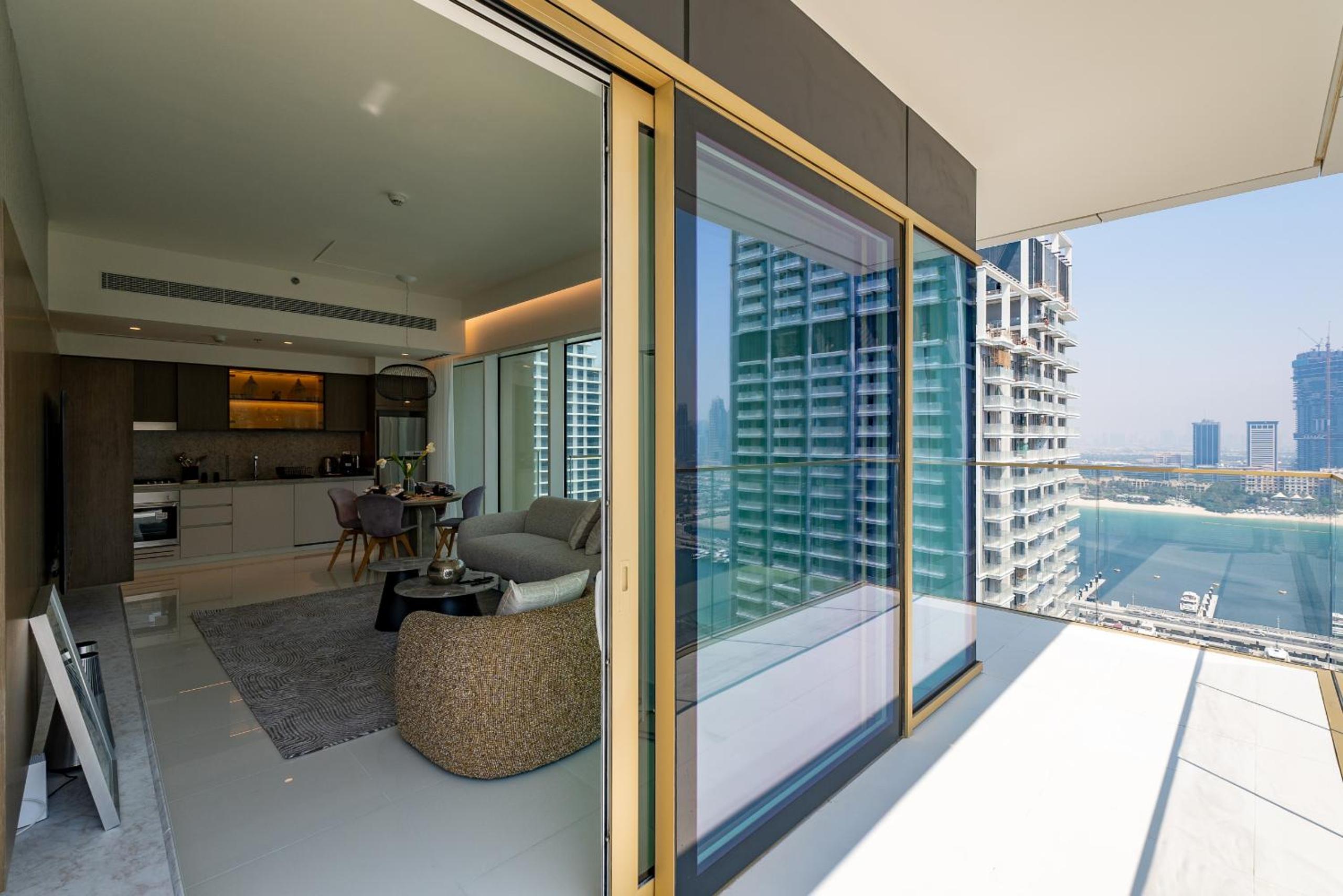 Grand Bleu, Emaar Beachfront - Mint Stay