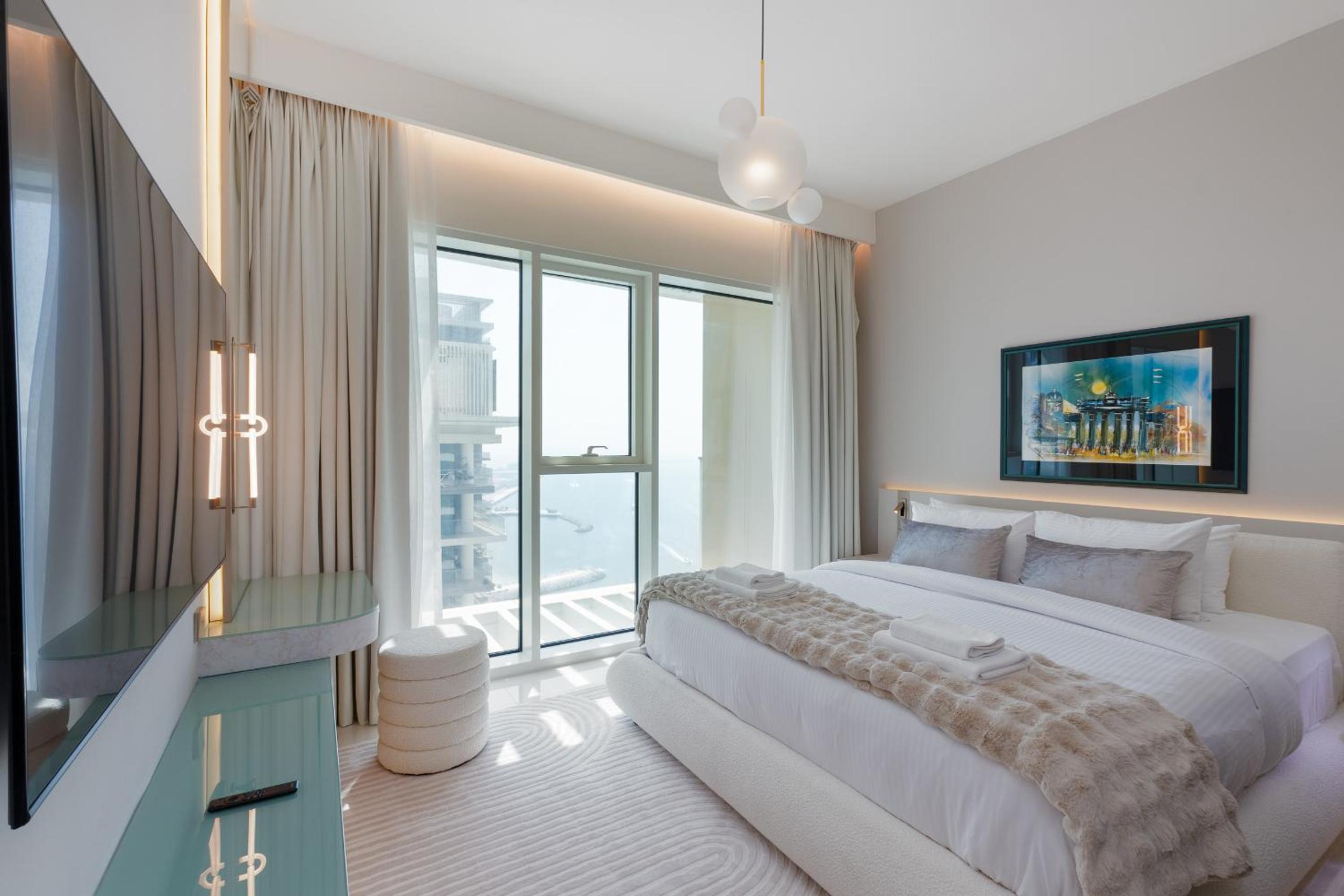 Grand Bleu, Emaar Beachfront - Mint Stay