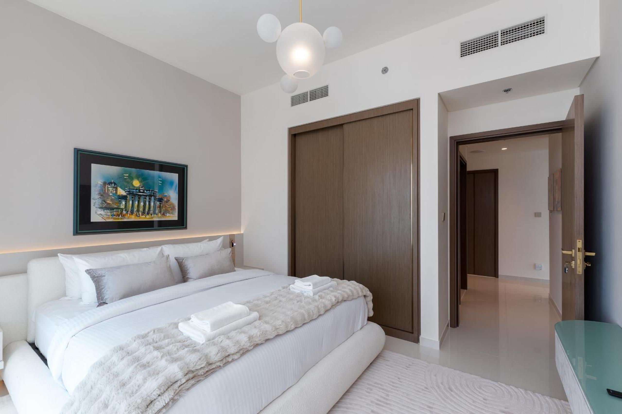 Grand Bleu, Emaar Beachfront - Mint Stay