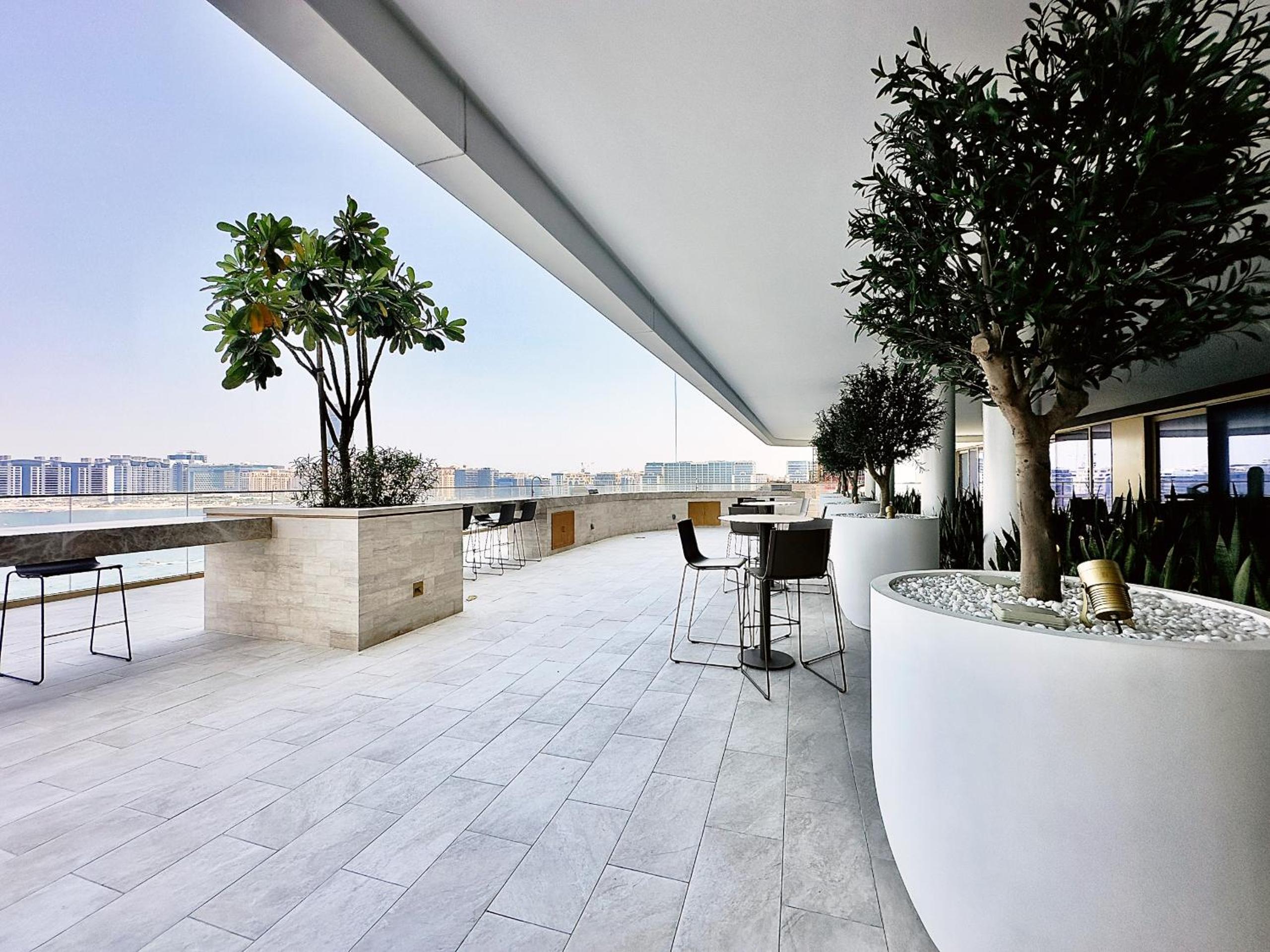 Grand Bleu, Emaar Beachfront - Mint Stay