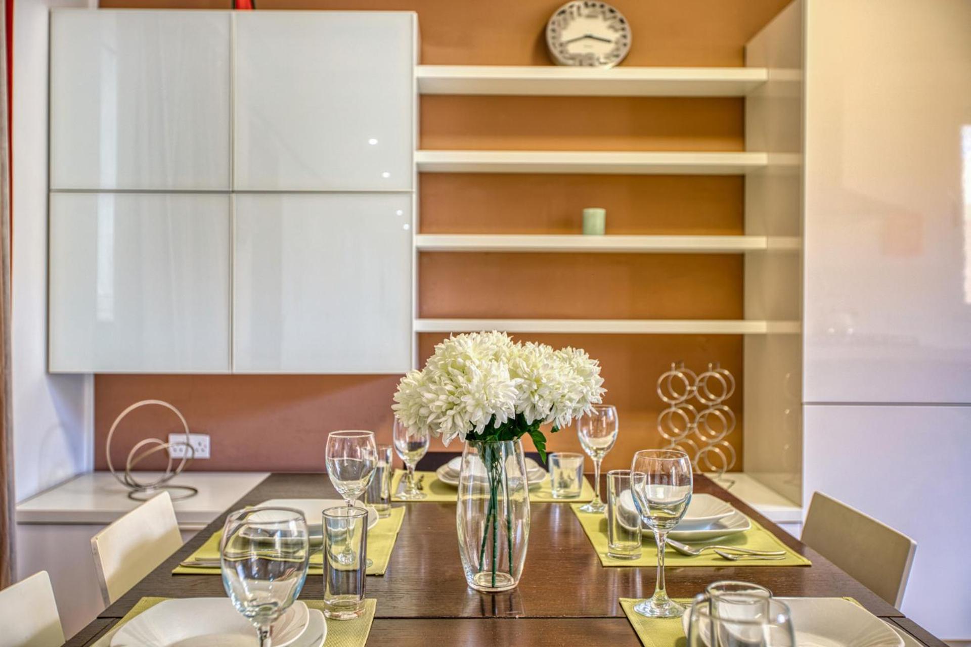 Swieqi 3 bedroom with Patio