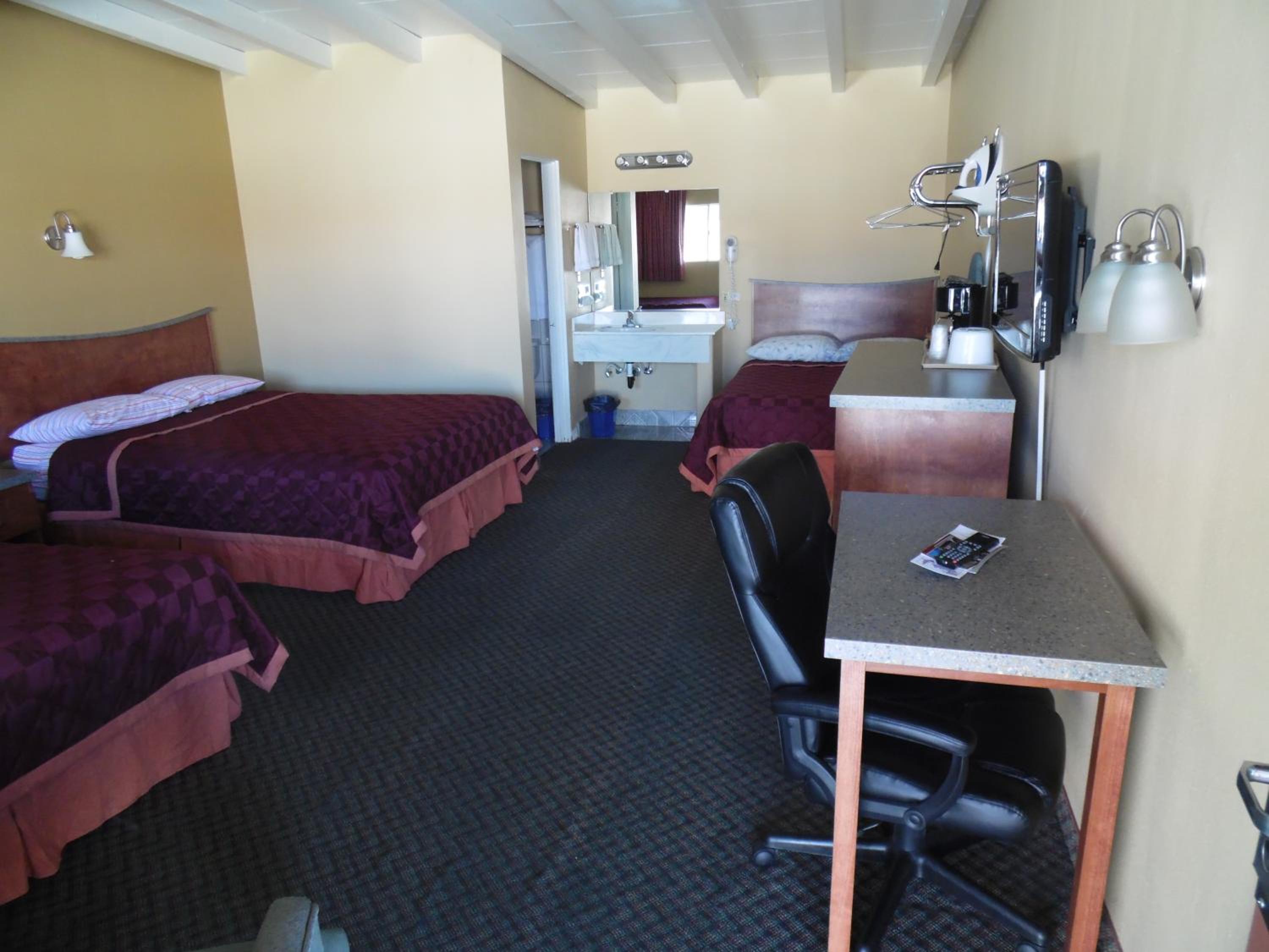 Trails Motel