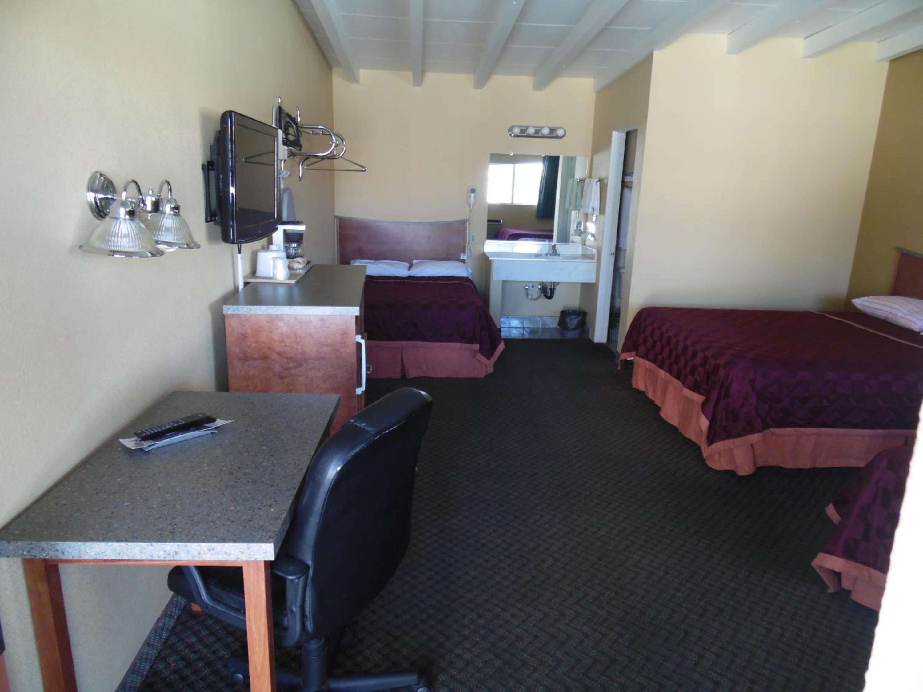 Trails Motel