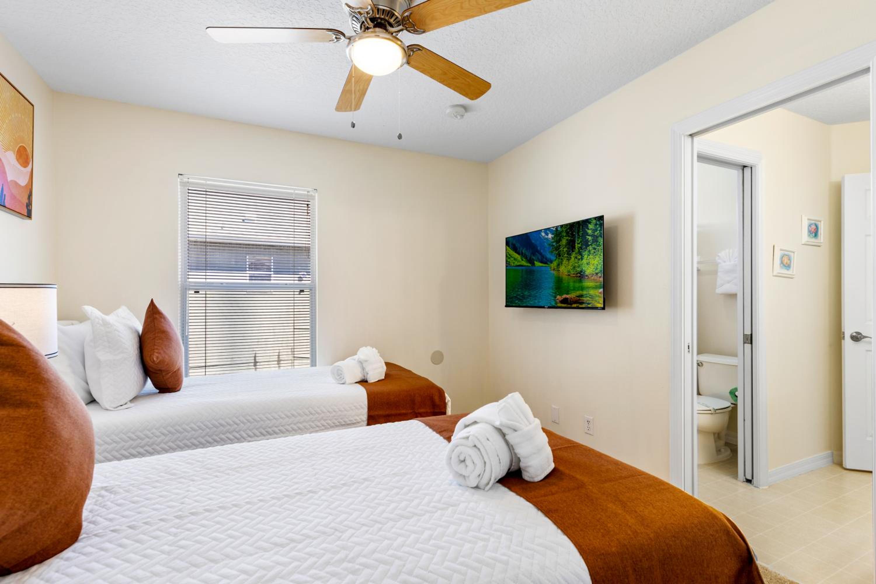 Luxury Emerald Island Resort Villa with Stunning Pool Deck and Lake View Near Disney