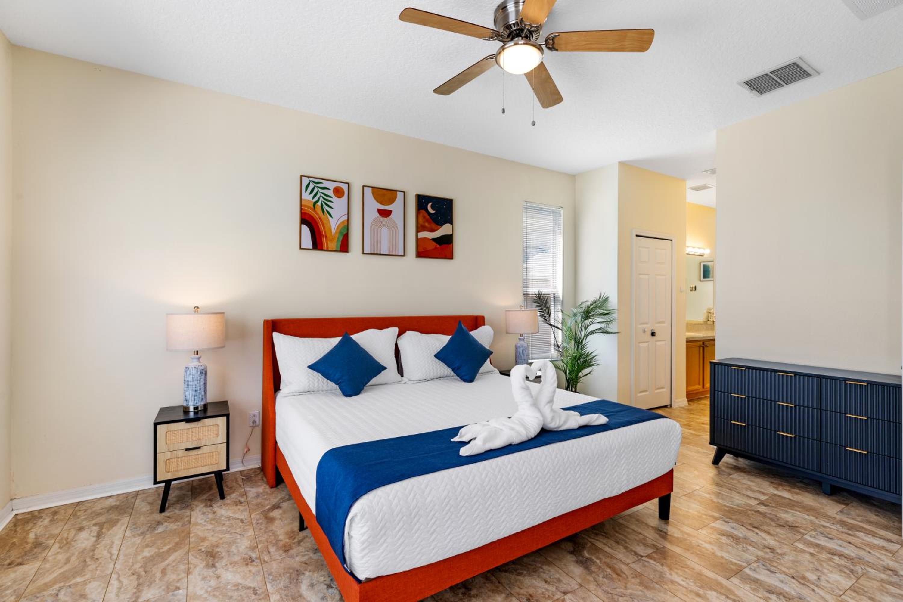 Luxury Emerald Island Resort Villa with Stunning Pool Deck and Lake View Near Disney