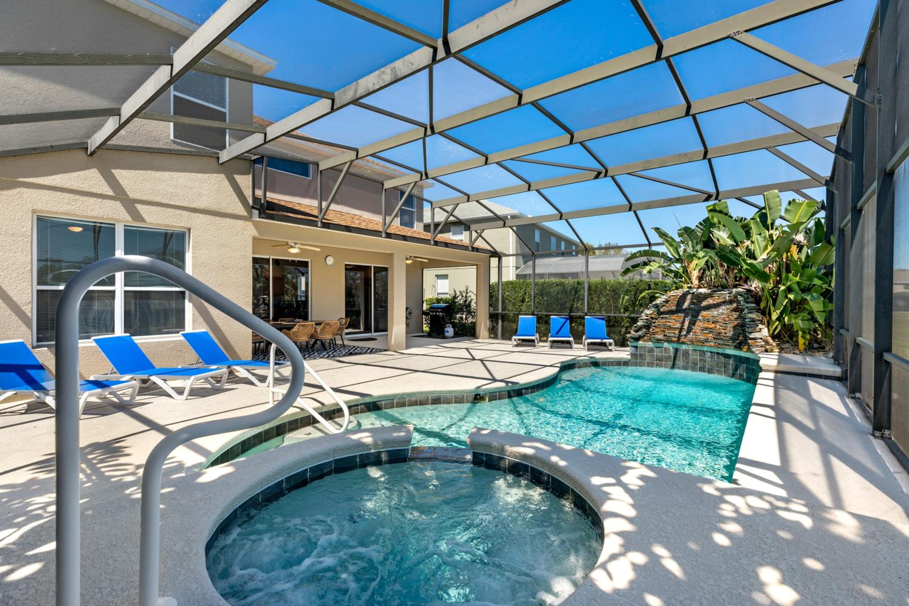 Luxury Emerald Island Resort Villa with Stunning Pool Deck and Lake View Near Disney