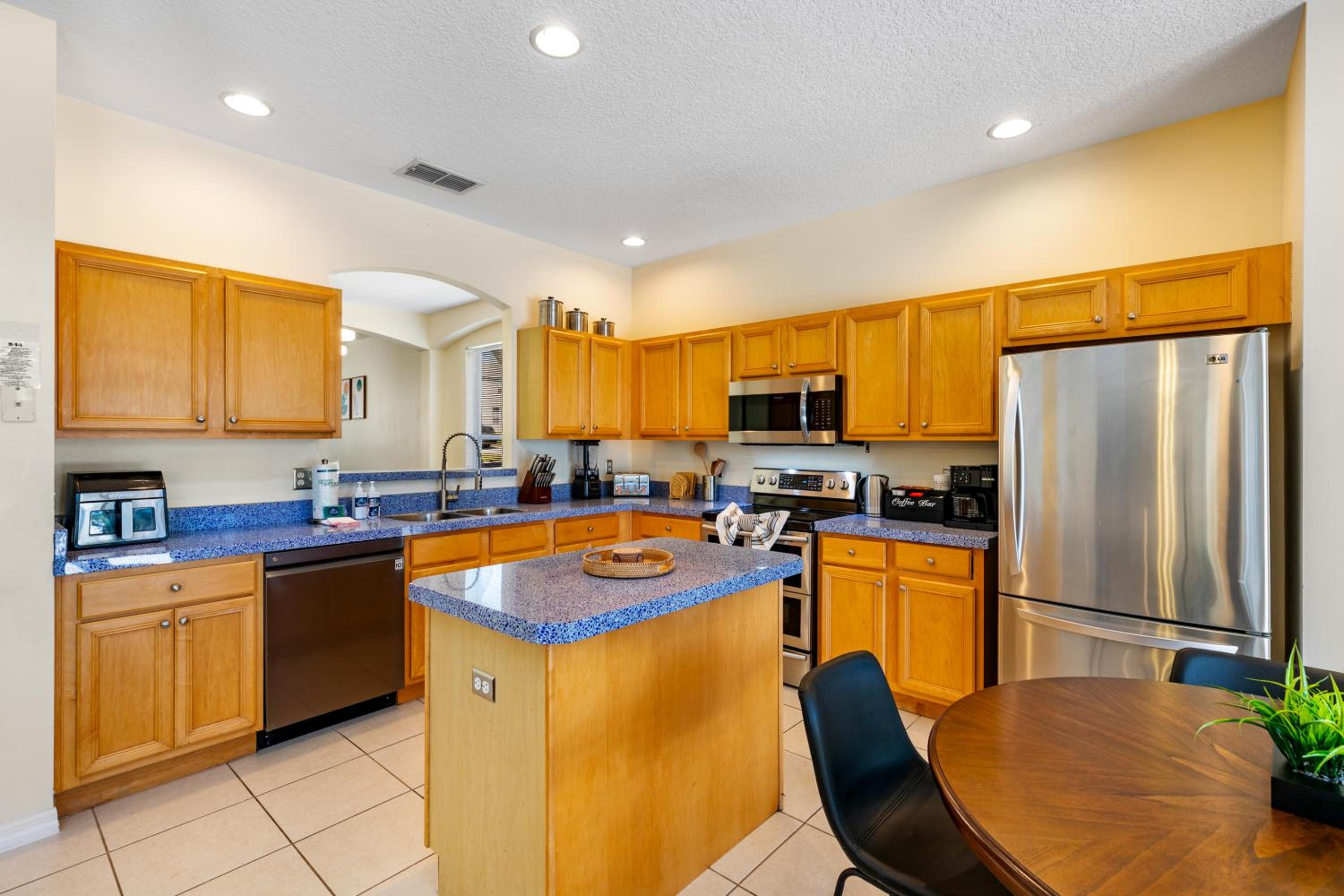 Luxury Emerald Island Resort Villa with Stunning Pool Deck and Lake View Near Disney