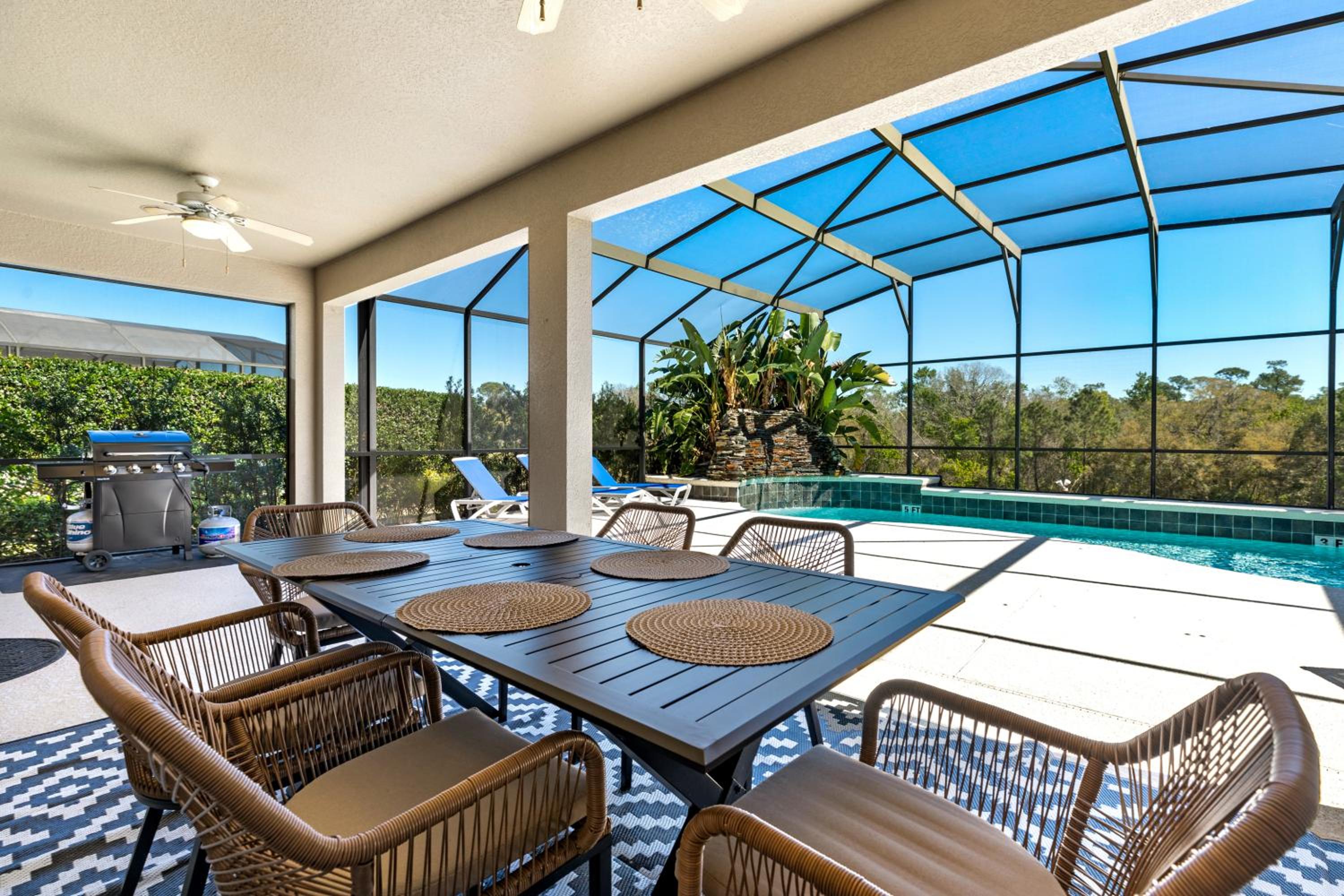 Luxury Emerald Island Resort Villa with Stunning Pool Deck and Lake View Near Disney