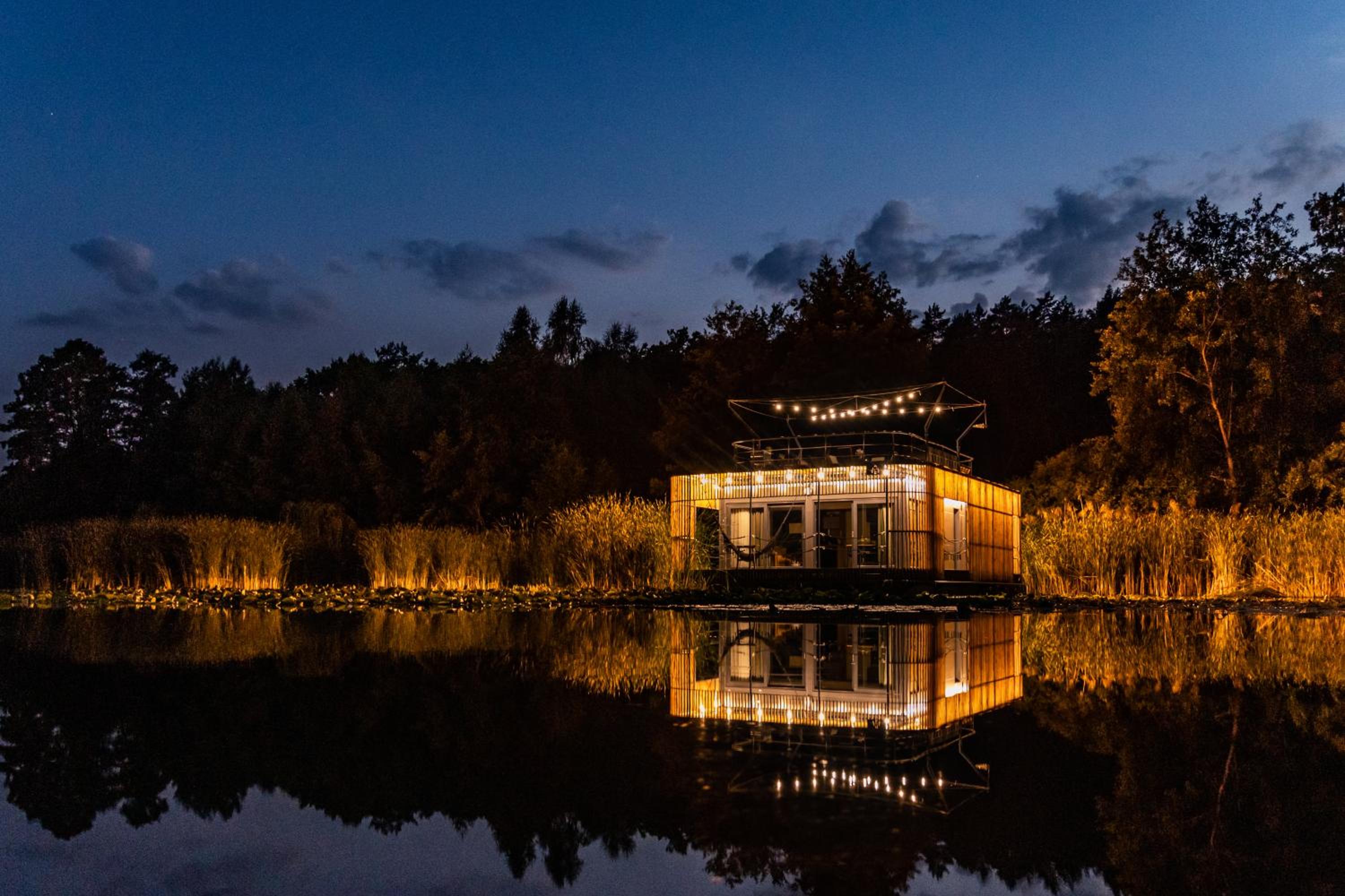 Water Hideout - Floating Villas in Wild Nature