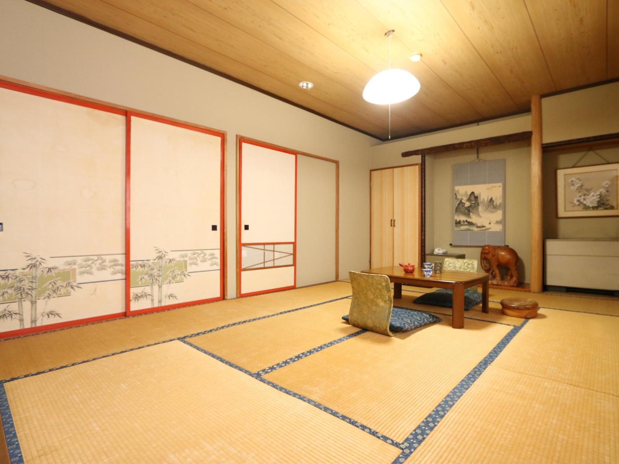 Kaneki Hotel